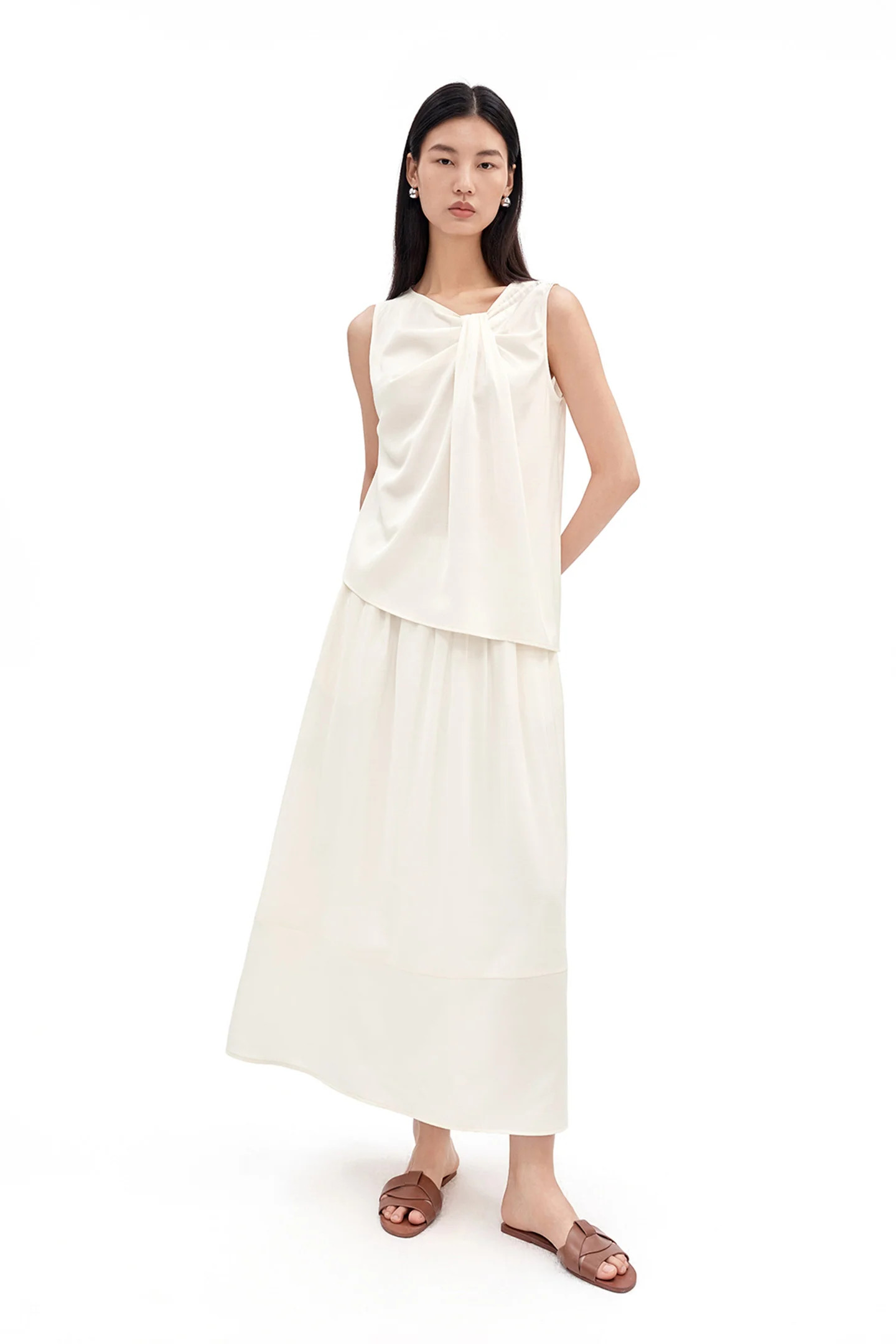 Mulberry Silk-Blend Pleated Sleeveless Vest | SELFWHO