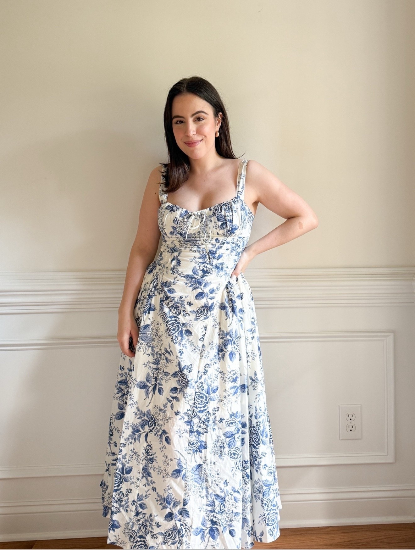 You'll always look good with this pretty dress! It’s a total lifesaver for any season, and I can't get over how cute these patterns are!

petite fashion, dressy outfit, brunch party, casual chic, spring dresses, vacation look, date night outfits, wedding guest attire

#LTKU #LTKootd #LTKSeasonal