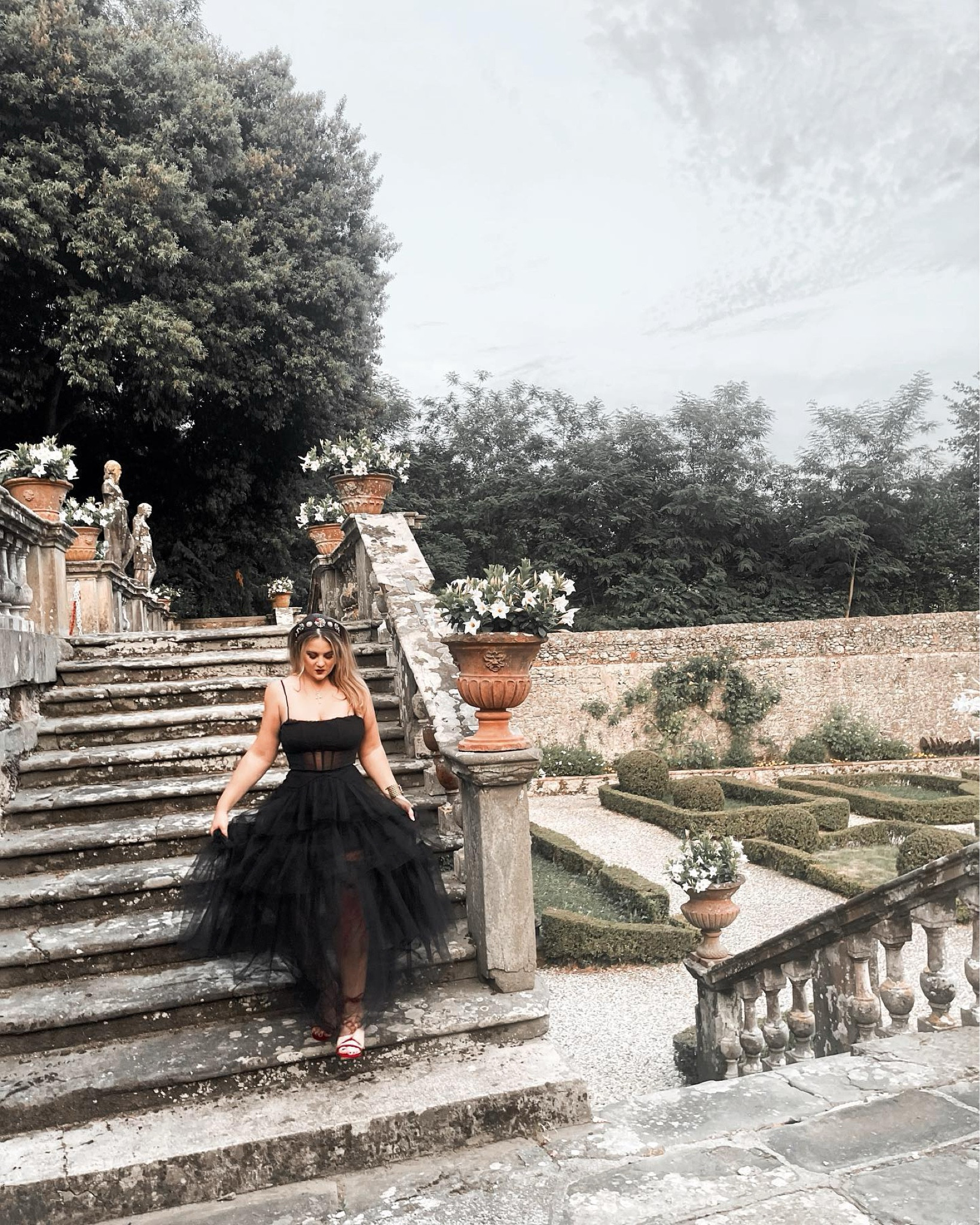 Gothic Duchess 🖤

#gothicduchess #gothicglam #weddingguestdress #blacktiedresses #bcbgmaxazria #stuartweitzman

#LTKBeauty #LTKWedding #LTKGiftGuide