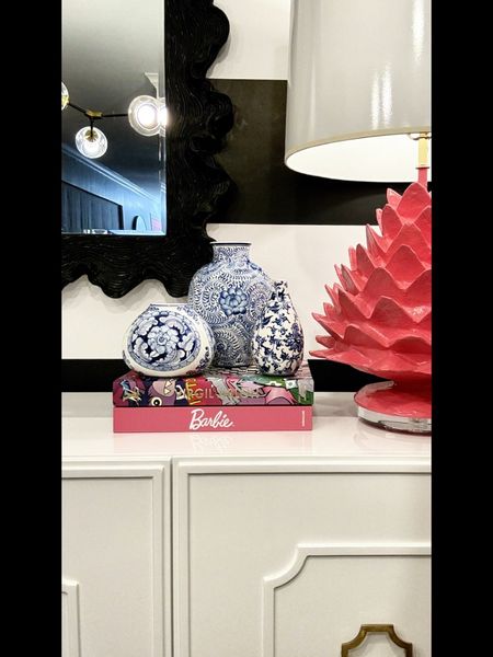 Styling these Paynes Gray budget friendly blue and white chinoiserie vases. 


#LTKVideo #LTKhome #LTKstyletip