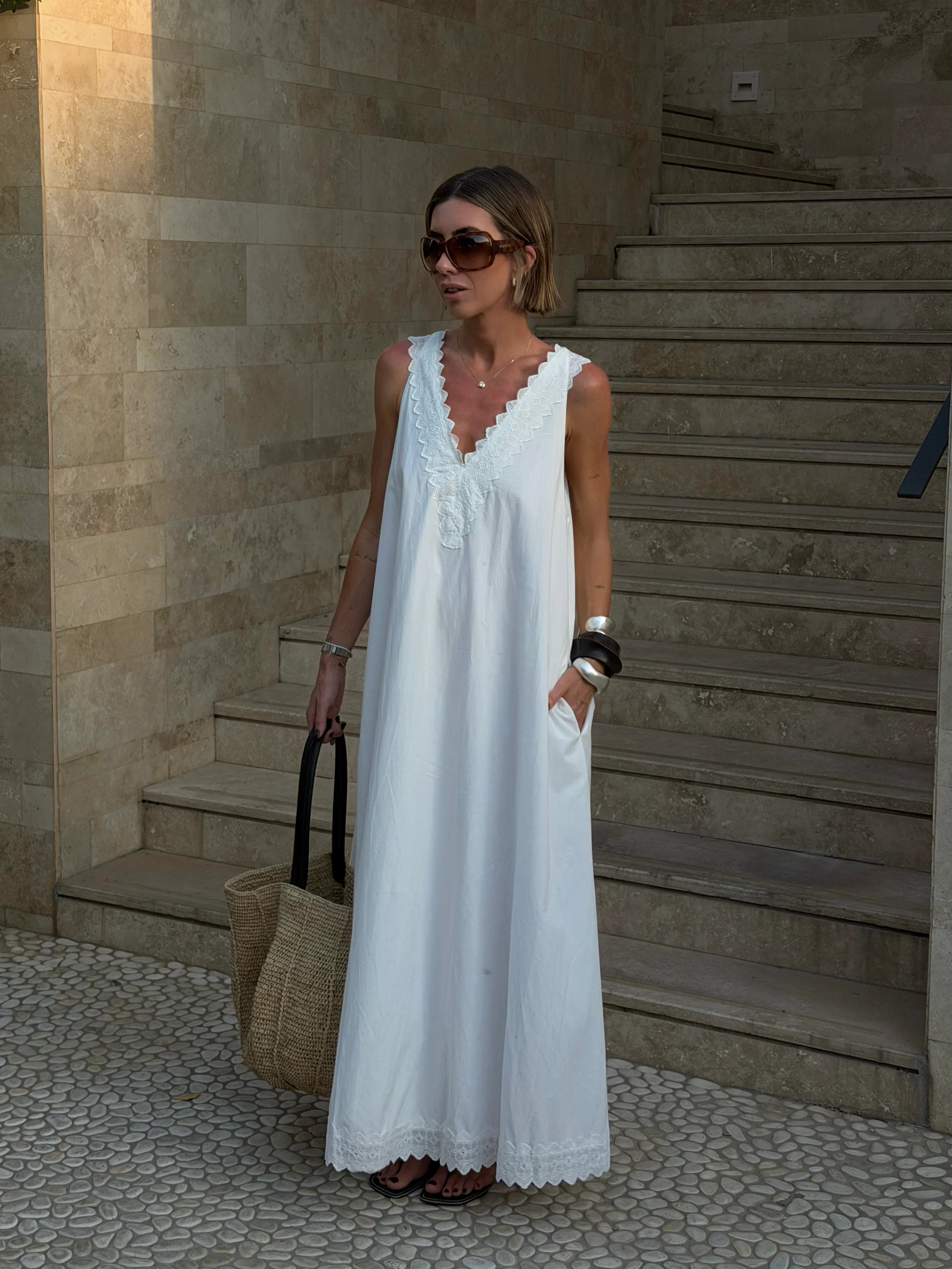ANNABEL WHITE V NECK MIDI DRESS | DISSH