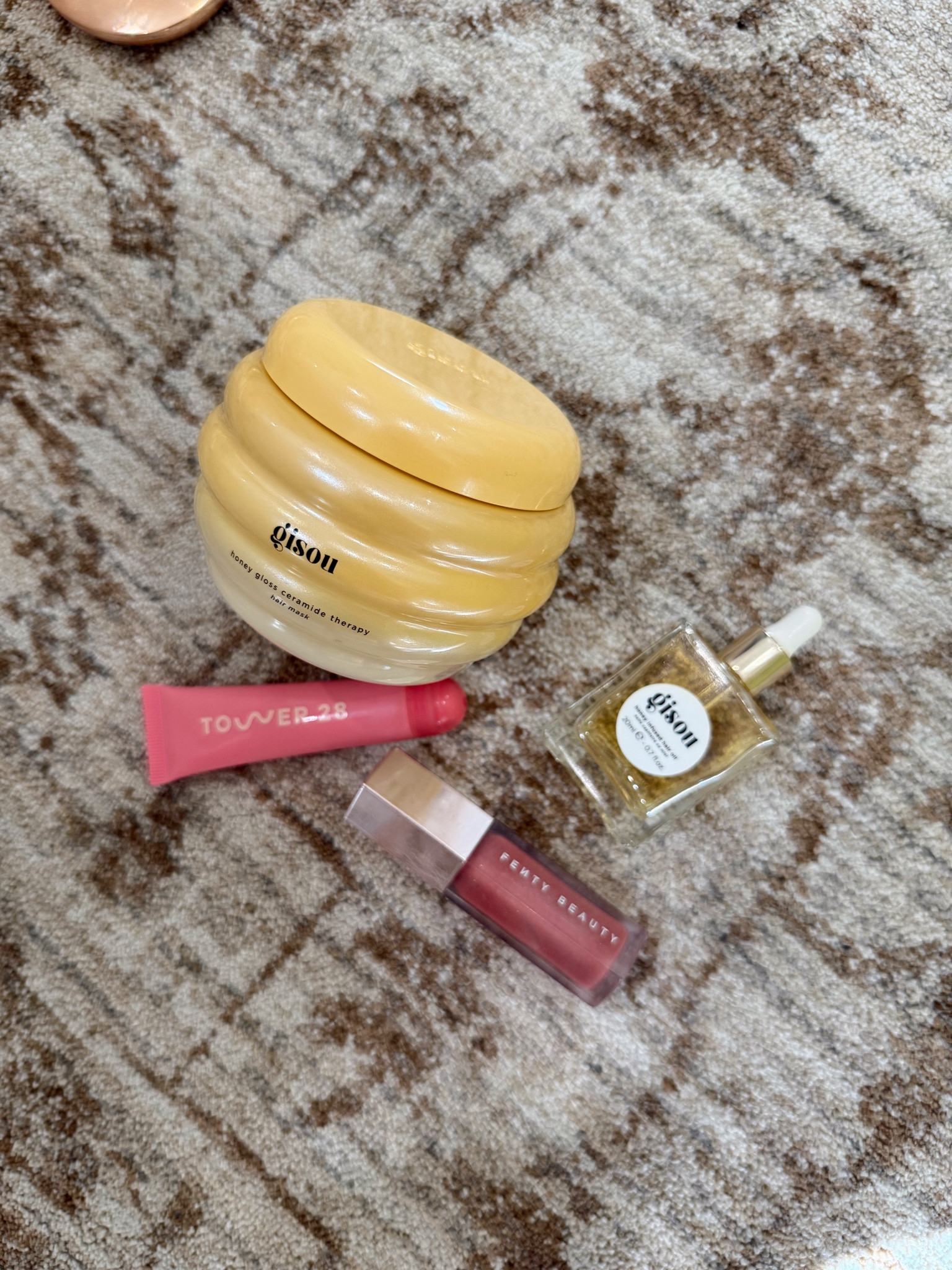 My latest faves from @sephora! These lip products are super moisturizing and perfect for day to day, my newest go-to hair mask that is insanely good at increasing shine and hair strength and the hair oil! My fave shades in the Fenty Beauty Gloss Bomb Universal Lip Luminizer are Fenty Glow and FU$$Y and in the Fenty Beauty Gloss Bomb Stix is Is It FU$$y. In the Tower 28, I love Watermelon Kiwi! 

Don’t forget that @sephora offers Beauty Insiders free shipping and also has curbside pickup or buy online pickup in store (what I always do). The program is FREE to sign up for so sign up if you haven’t already. Other perks of the Beauty Insider program include: free returns, birthday gifts and so much more! It’s free to sign up! #sephorapartner 


#LTKBeauty