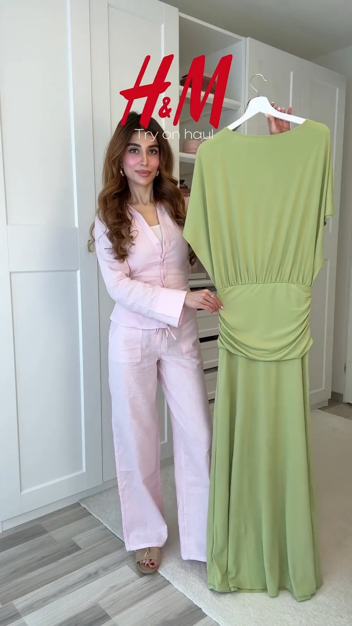 Hm try on haul time🍵🍓 girls this viral hm dress now comes in this matcha green color🍵🤭 its so cute!! Should i keep it?! 🤭🍓🍵 its perfect for my modest girlies!!! #hm #hmhaul #modestfashion #modesty #hmfashion

#LTKsummer #LTKdresses #LTKmodest