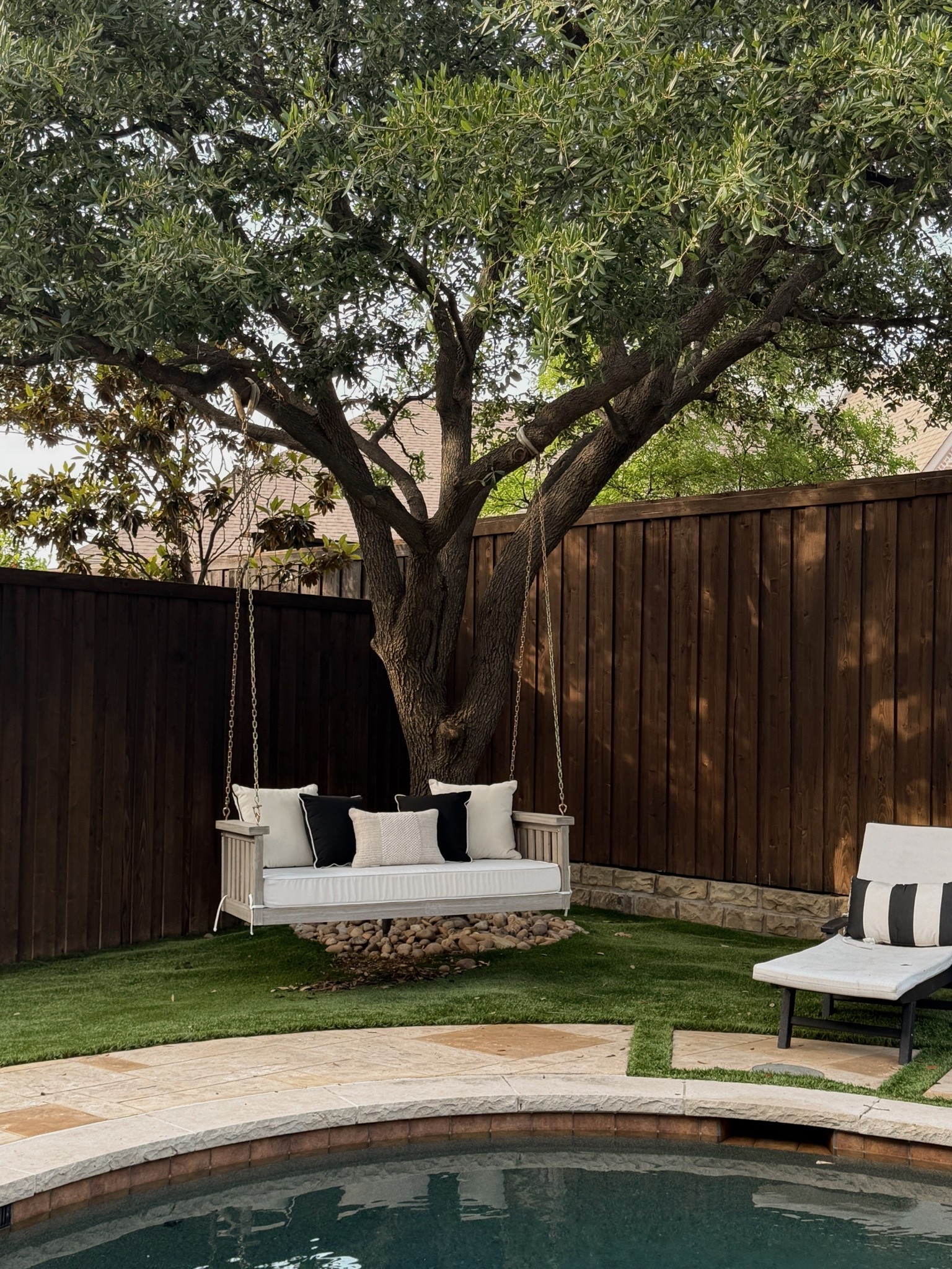 Black and white backyard furniture and decor #ballarddesign #potterybarn #polywood

#LTKSeasonal