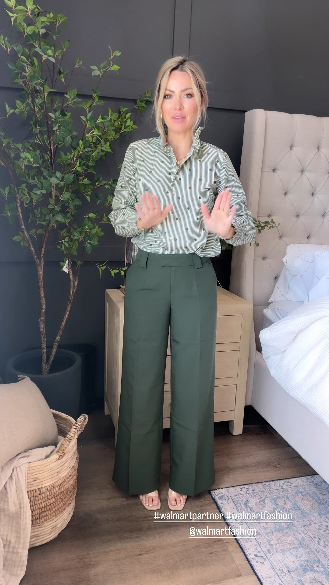 The workwear essentials you need for this fall! Size xsmall blouse and size 0 trousers  
#walmartpartner #walmartfashion @walmartfashion

#LTKFindsUnder50 #LTKWorkwear #LTKStyleTip