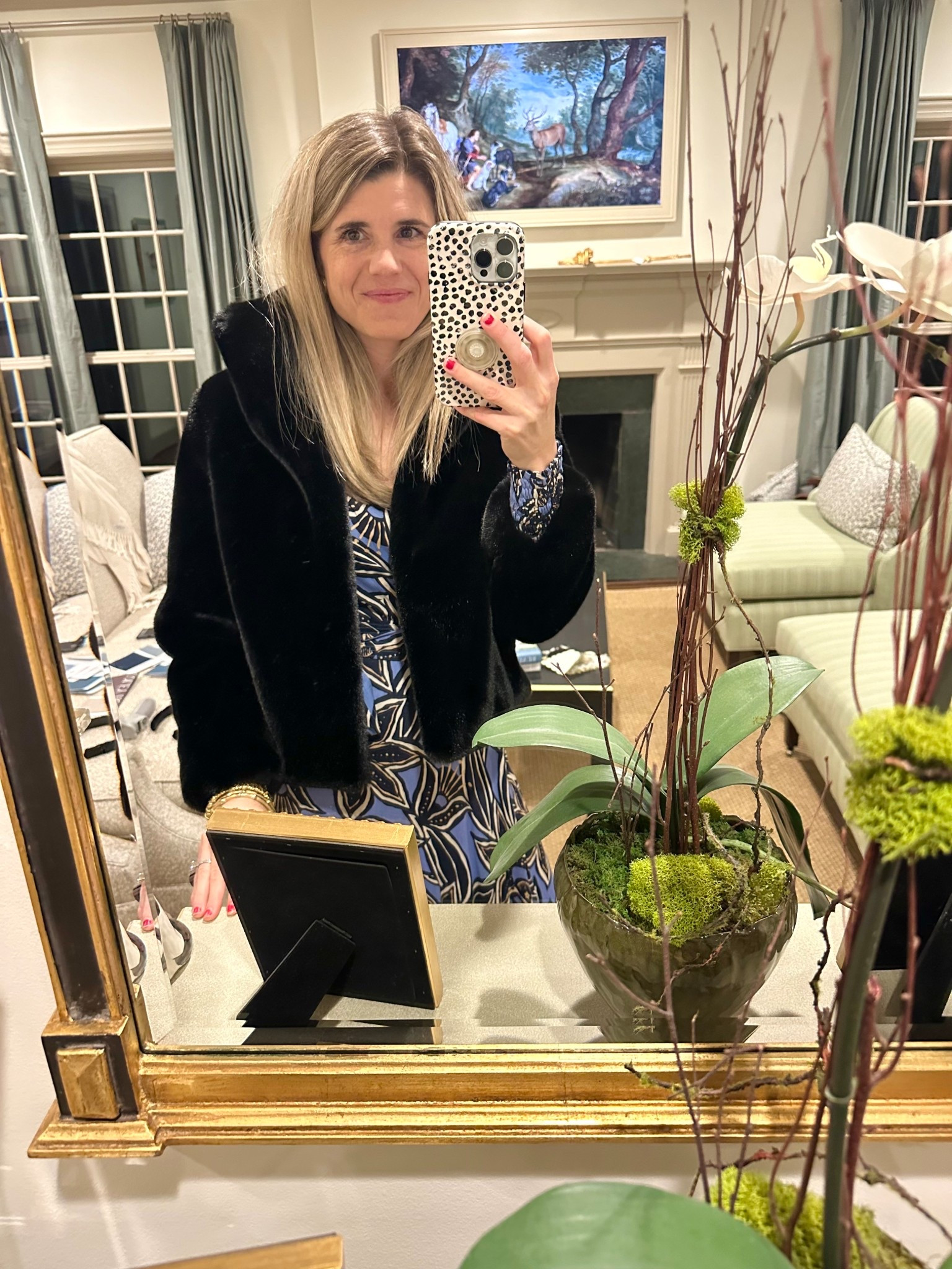 Alice Walk’s perfect fur coat is on sale right now!! This always sells out! Comes in Carmel and black and makes a thoughtful, luxurious gift 

#LTKHoliday #LTKGiftGuide #LTKCyberWeek