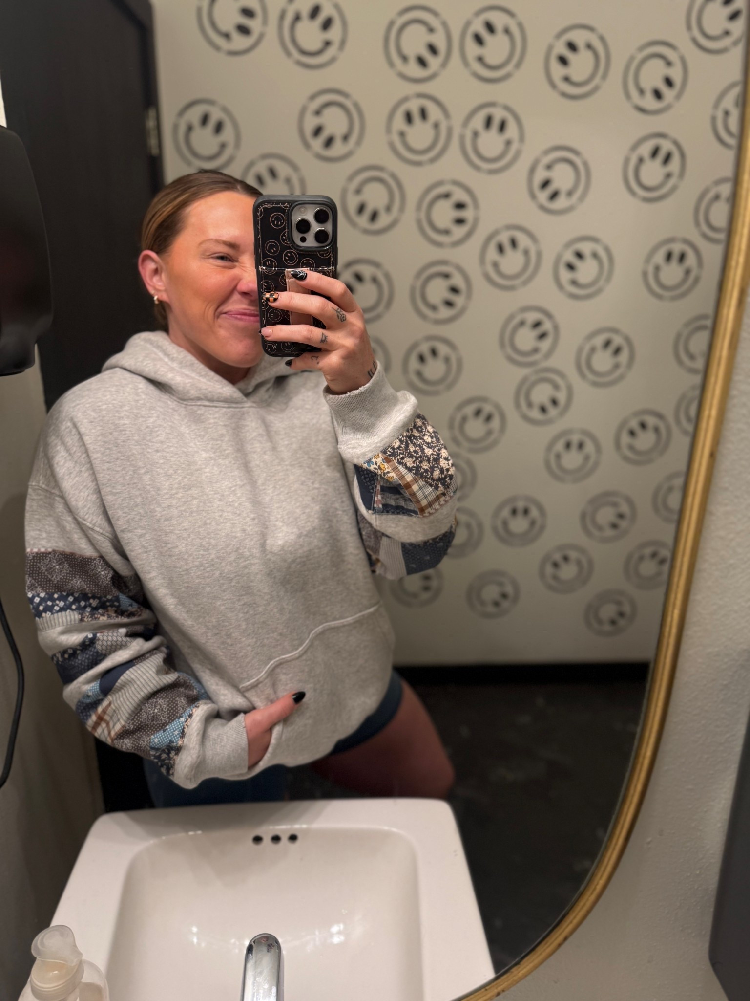 Hoodie SzN 

#LTKActive #LTKFindsUnder100 #LTKSeasonal