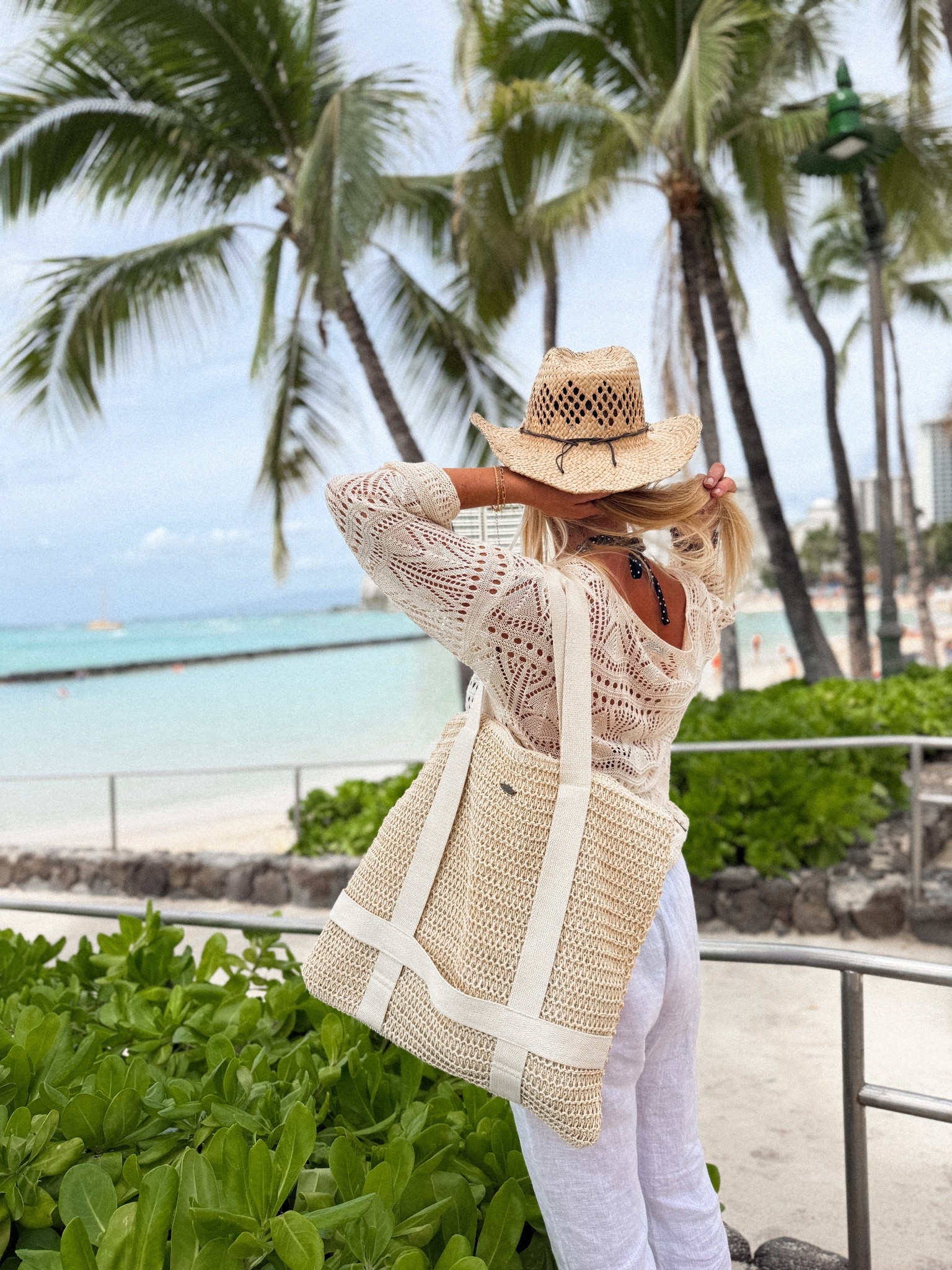 My favorite beach bag ! It has a hat holder built in!!

#LTKmomlife #LTKootd #LTKU