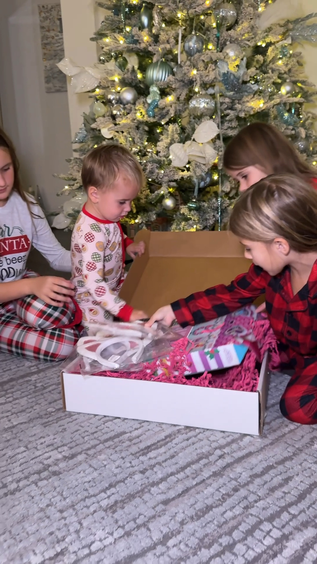 Gabby’s Dollhouse Advent Calendar unboxing. Season 12 of Gabby’s Dollhouse is now streaming on Netflix. Thank you Dreamworks for the gift  

#LTKHoliday #LTKHome #LTKKids