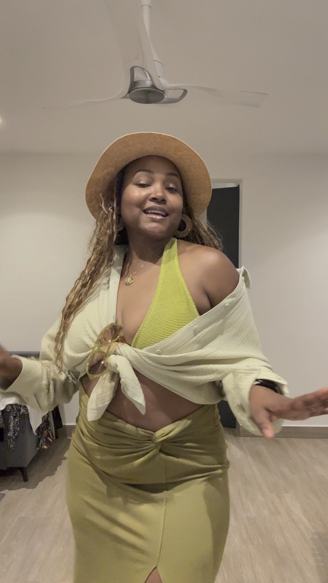 Get summer time fine with this monochromatic look, perfect for a vacay boat day🌴

#LTKMidsize #LTKTravel #LTKSeasonal