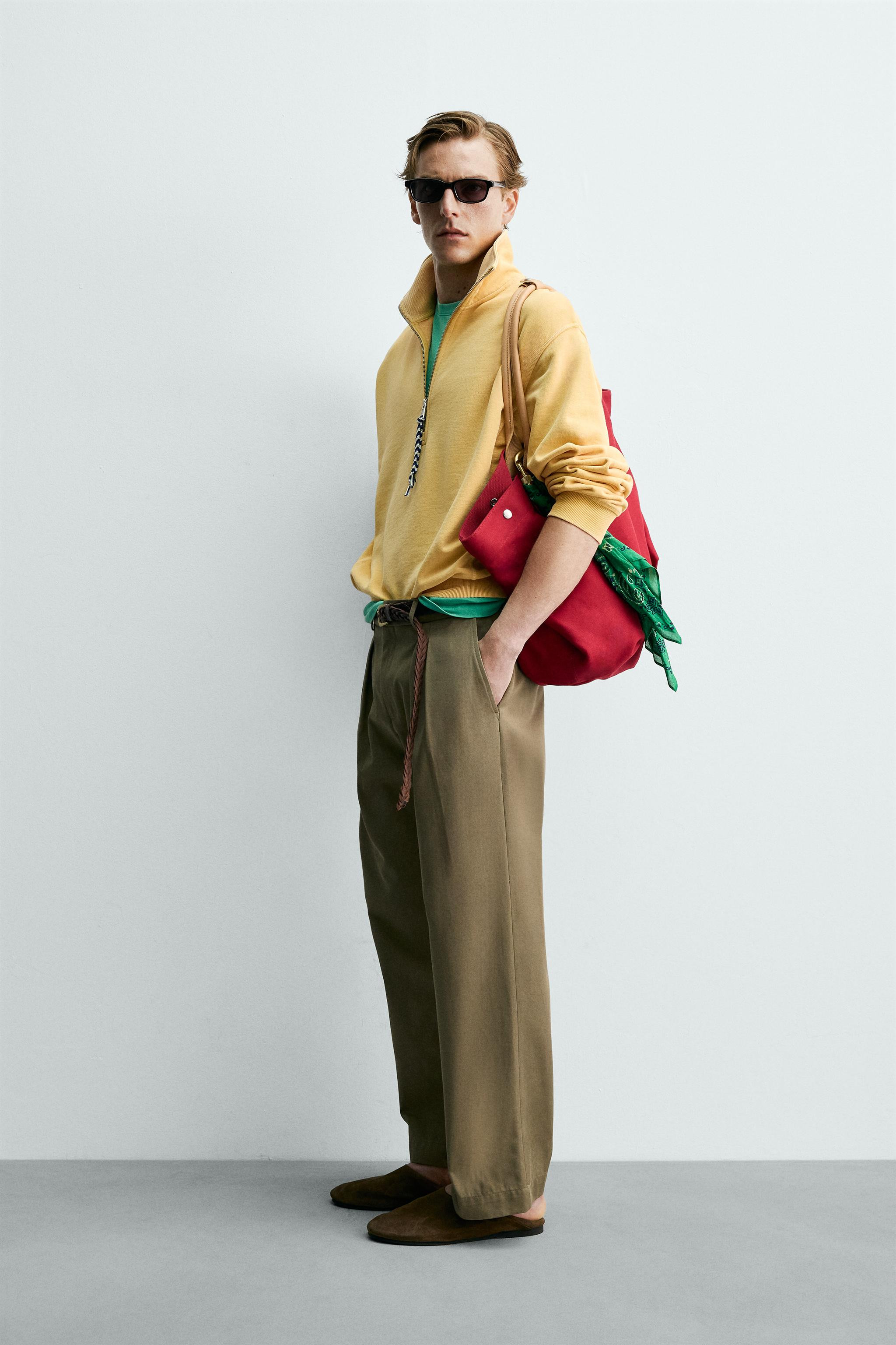 PANTALON CHINO \u00c0 PLIS AARON LEVINE X ZARA | Zara FR