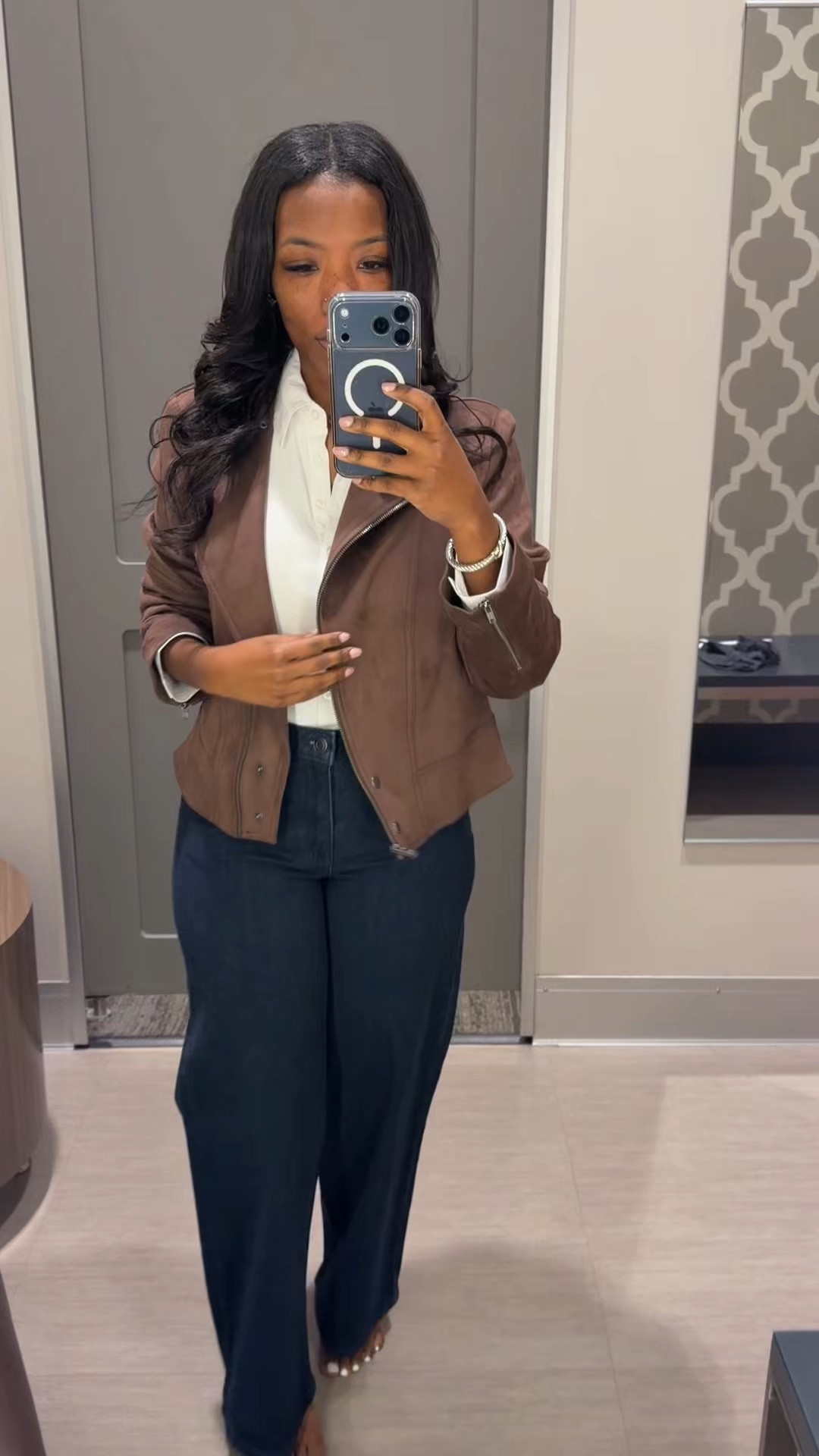 How to style jean for work! The perfect work wear looks! We love @Target

#LTKootd #LTKWorkwear #LTKMidsize