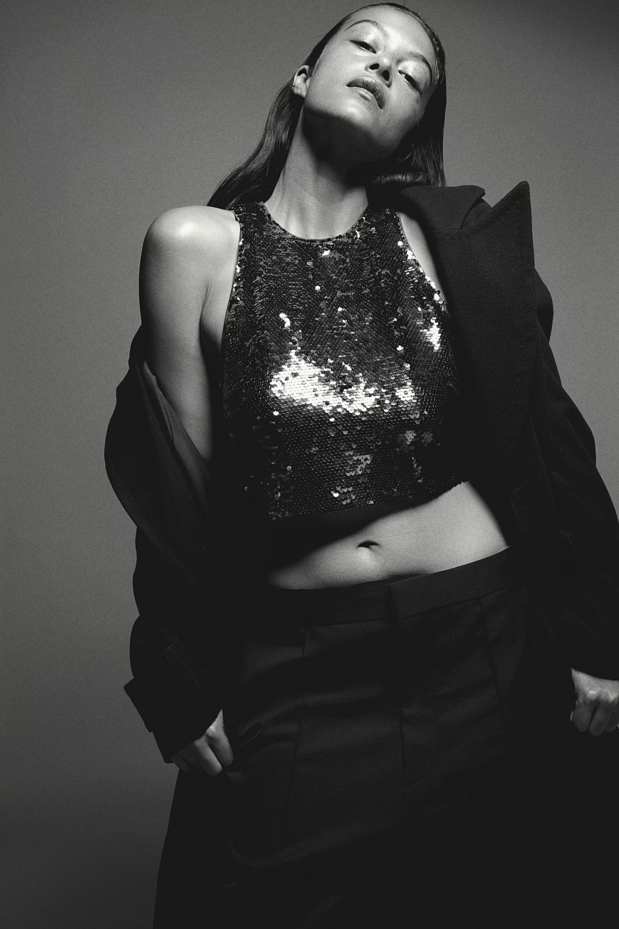 Sequined cropped top | H&M (UK, MY, IN, SG, PH, TW, HK)