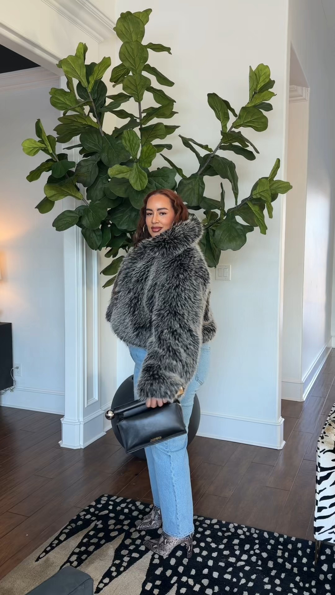 These are all on sale at @abercrombie and these are some of my faves! I wear a size 34 there which is 18 ➡️head to stories for deets🫶🏽 

#LTKSaleAlert #LTKMidsize #LTKPlusSize