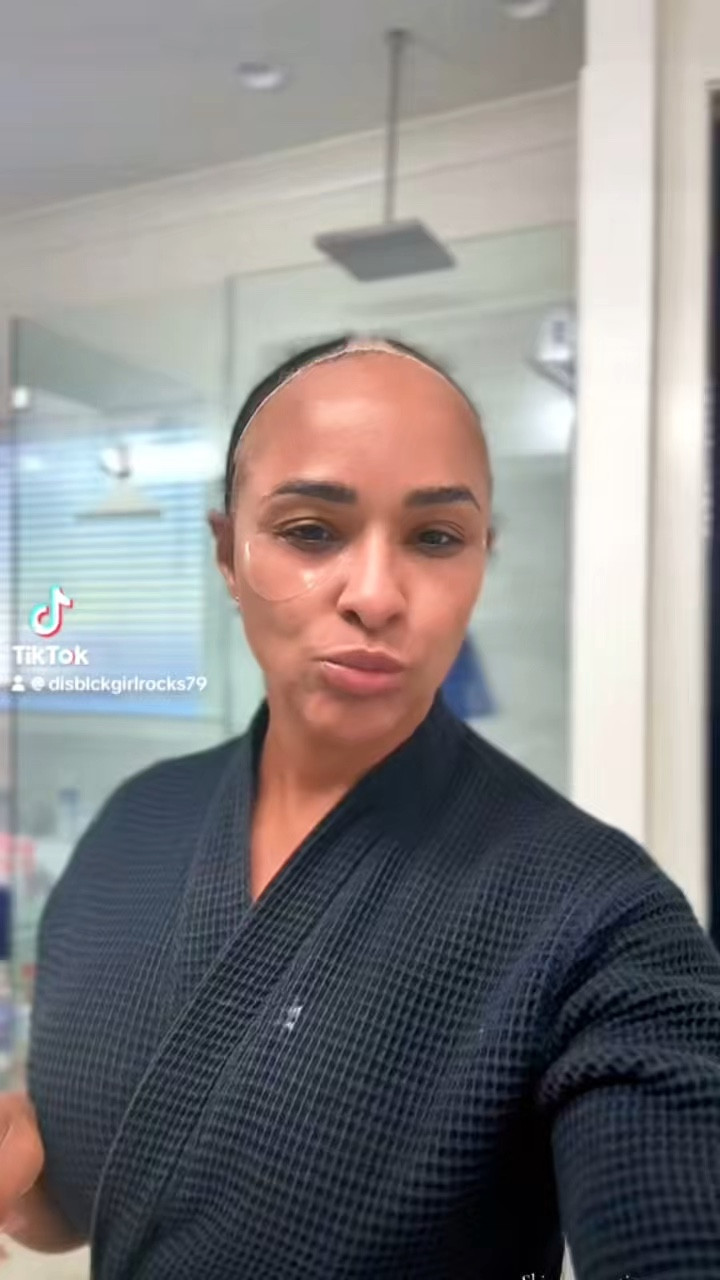 GRWM FRIDAY EDITION 

#LTKvlog #LTKselfcare #LTKBeauty