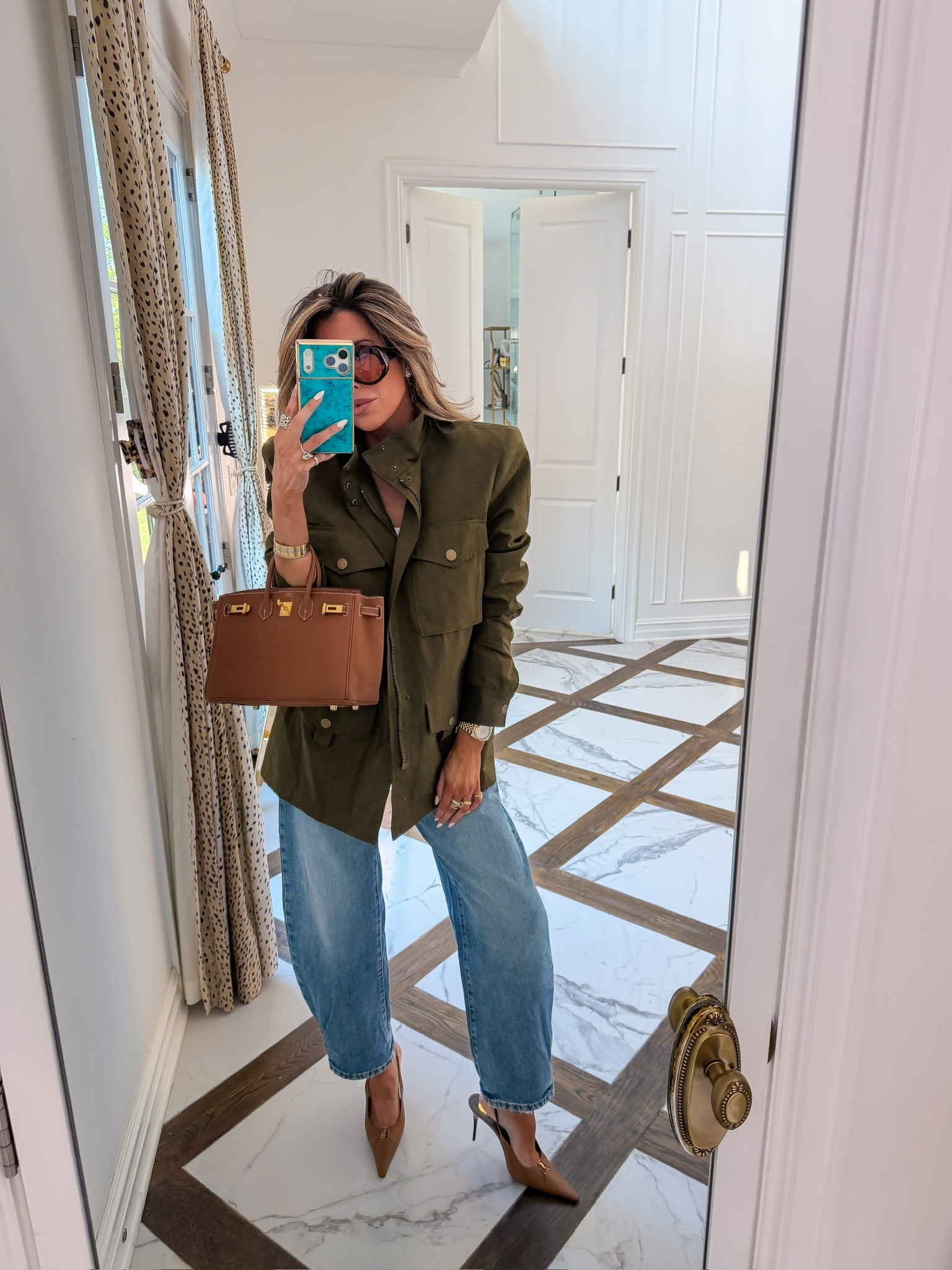Fall Zara outfit!! This jacket though!! SO cute and I love the big shoulder pads! Wearing an XS jacket, small tank,  and US 2 in jeans! 

Zara fashion, Zara finds, Fall outfits women, Autumn outfits, Casual fall outfits, Fall jackets, Business casual workwear, Teacher outfits, Gemme Beauty, Emily Gemma

#LTKSeasonal #LTKgrwm #LTKmomlife