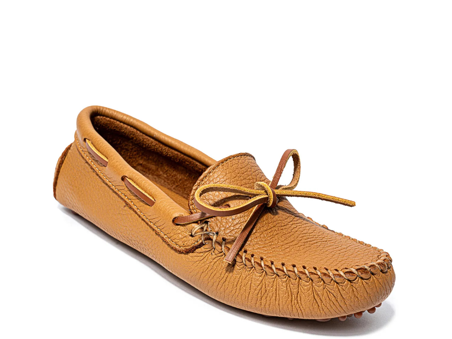 Minnetonka Classic Driving Loafer | Women's | Beige | Size 5.5 | Flats | Loafers | DSW