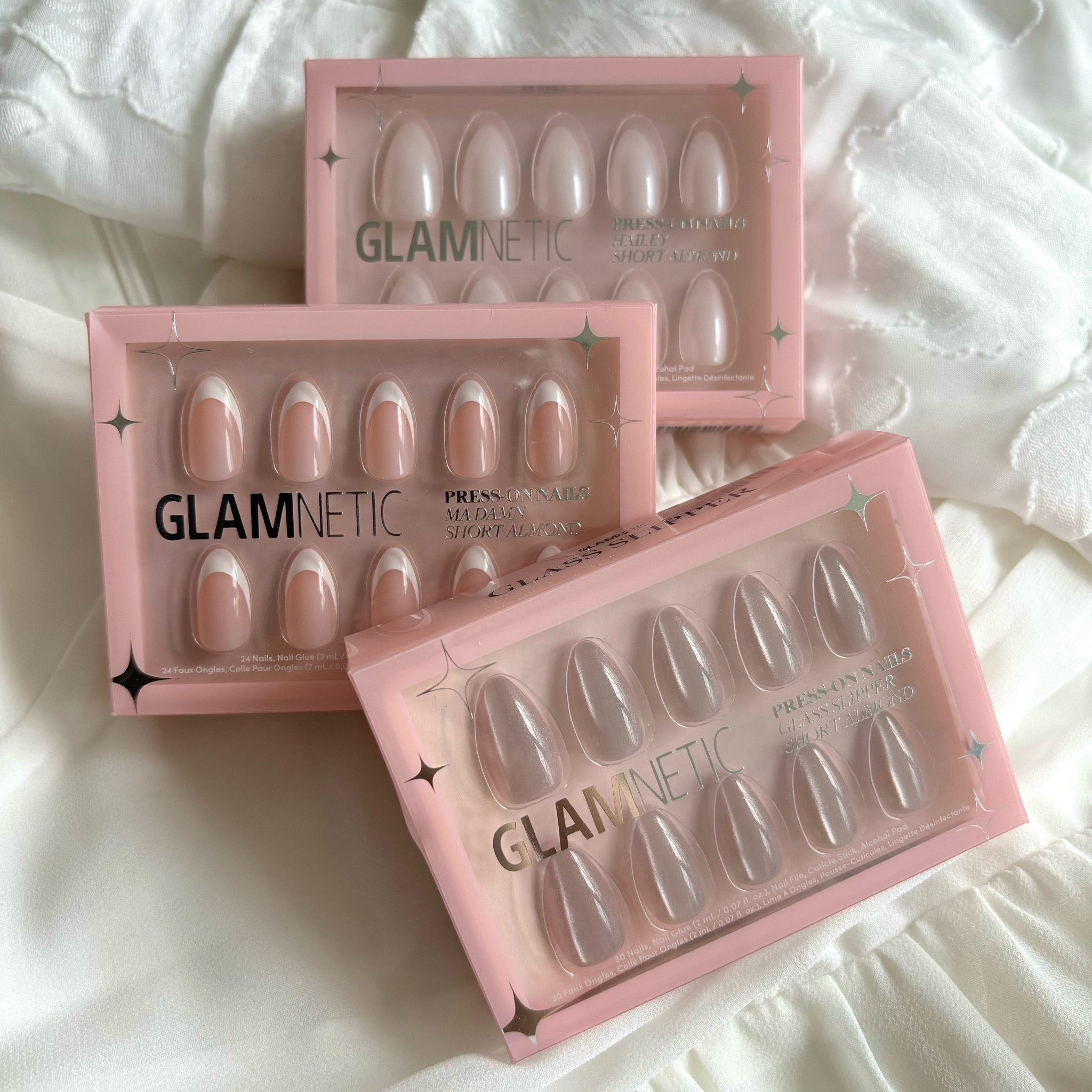 Press on nails 
Use the Mother’s Day BOGO and use code ROSYGLOW15 for 15% (limited) on Glamnetic website 

Press on nails that look like acrylics . natural looking press on nails . short almond press ons . press ons . Glamnetic press ons 

#LTKBeauty #LTKSaleAlert #LTKGiftGuide