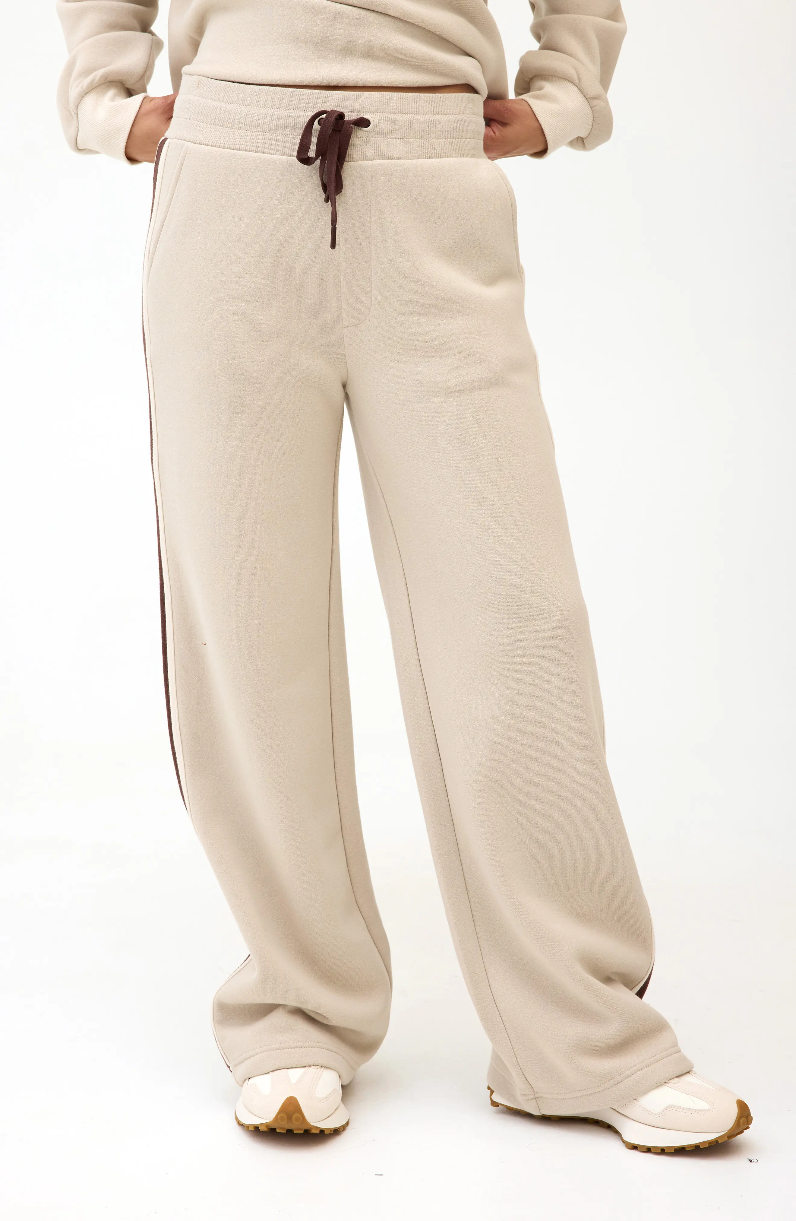 Threads 4 Thought Lupita Side Stripe Fleece Pants in Tapioca/heather Grey at Nordstrom, Size X-Small | Nordstrom