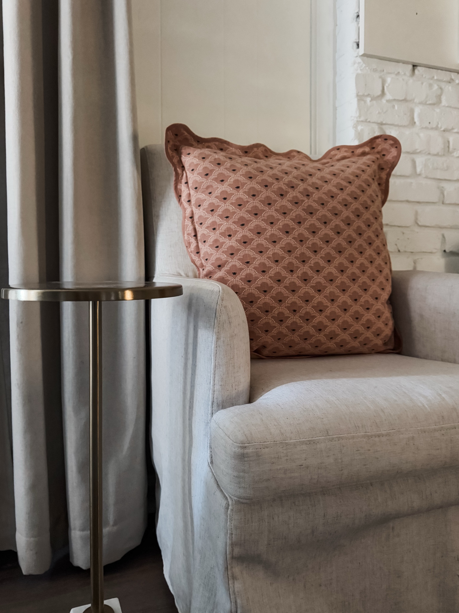 New accent pillow giving vintage vibes 

#accentpillow #targetpillow #studiomcgee #upholsteredchair #sidetable #drinktable 

#LTKStyleTip #LTKHome #LTKFindsUnder50