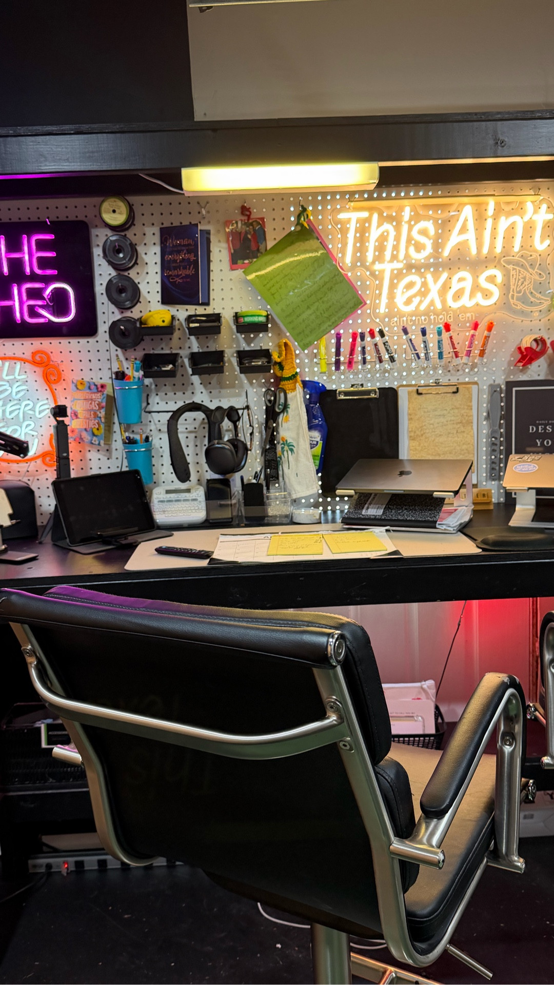 
Spring Refresh — Workspace Reset 
Spring 2026 is not about surface cleaning — it’s a full workspace reset.

Kicking off Part 1 at the Institute of Beauty — where we’re going beyond organizing and stepping into a full functional refresh + system build-out for a working hair school.

This project includes:
✔️ organization + storage systems
✔️ layout planning + functionality upgrades
✔️ cabinetry sourcing + install
✔️ painting + visual refresh
✔️ adding boards, stations + classroom elements
✔️ building systems that actually support daily use

Because a beautiful space means nothing if it doesn’t function.

I started with full measurements, built out floor plans, sourced what we needed, and now we’re moving into execution.

If you’re working on:
• workspace reset
• studio or classroom setup
• storage + organization systems
• small business upgrade
• functional layout + design

this series will walk you through the entire process.

Everything I’m using + sourcing will be linked — and I’m building out a full project guide here on my LTK so you can shop and recreate it.

SAVE this post and follow along — this is a full transformation.
Turn on notifications so you don’t miss the next phase.

#LTKSpring
#LTKRefresh
#LTKOrganization
#LTKWorkspace
#LTKSmallBusiness
#LTKBuild
#LTKProject
#LTKMakeover


#LTKdayinmylife