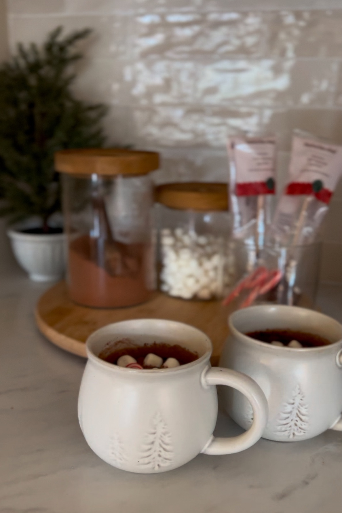 hot cocoa bar ❤️☕️

#LTKSeasonal #LTKhome