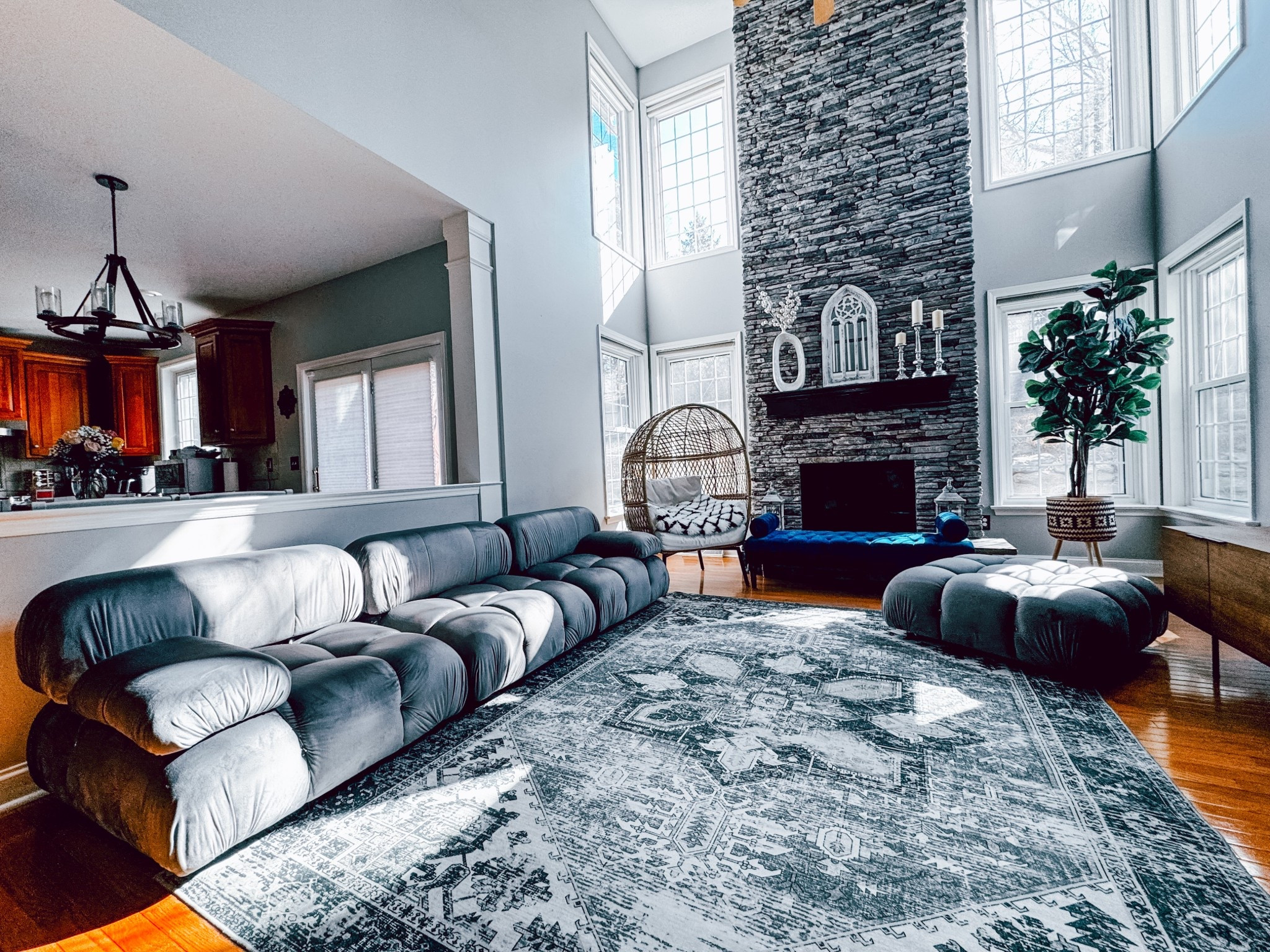 home decor
modern home decor
sale alert
area rugs
livingroom room

#LTKHome #LTKvlog #LTKSaleAlert