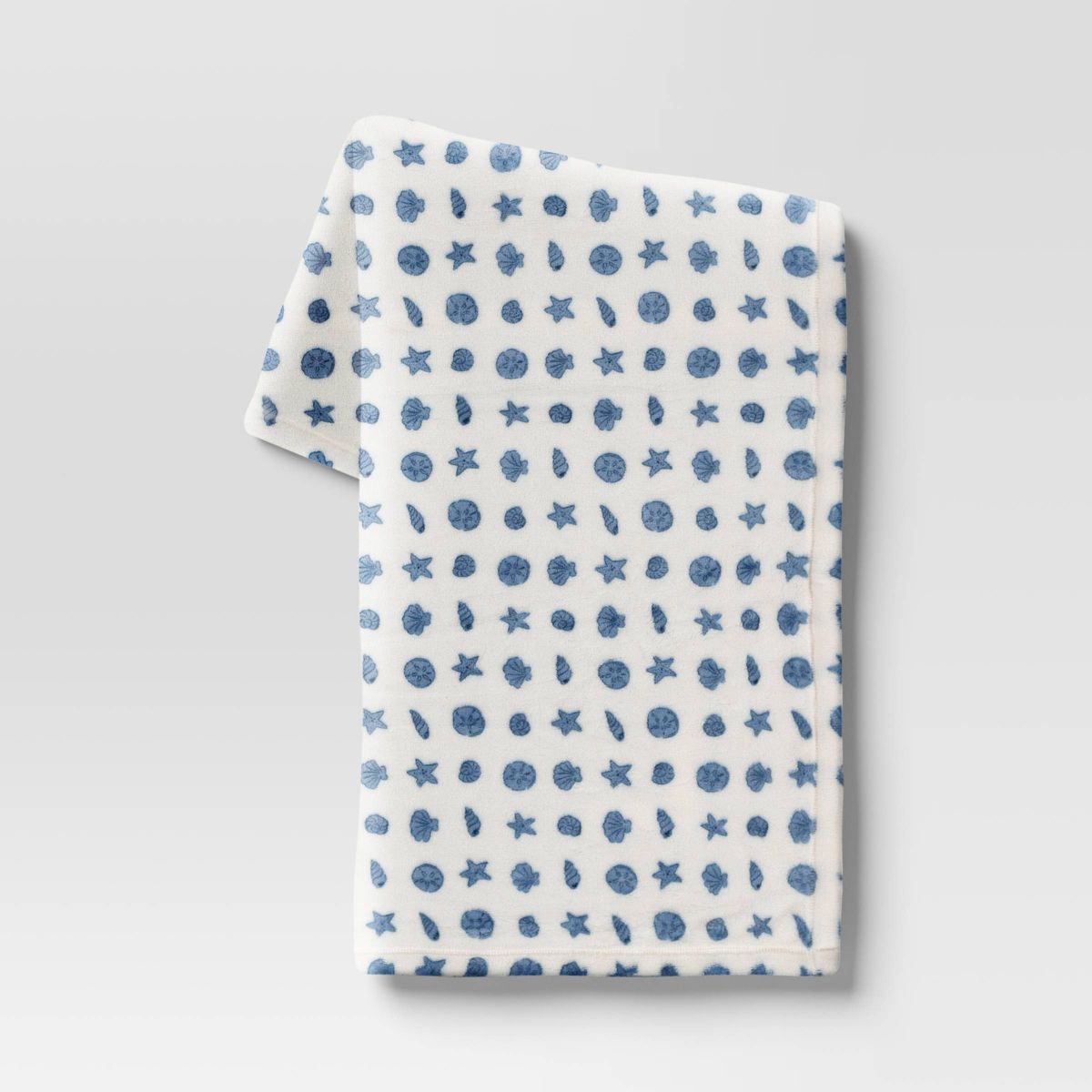 Oversized Beachy Seashell Mix Printed Plush Throw Blanket - Room Essentials™ | Target