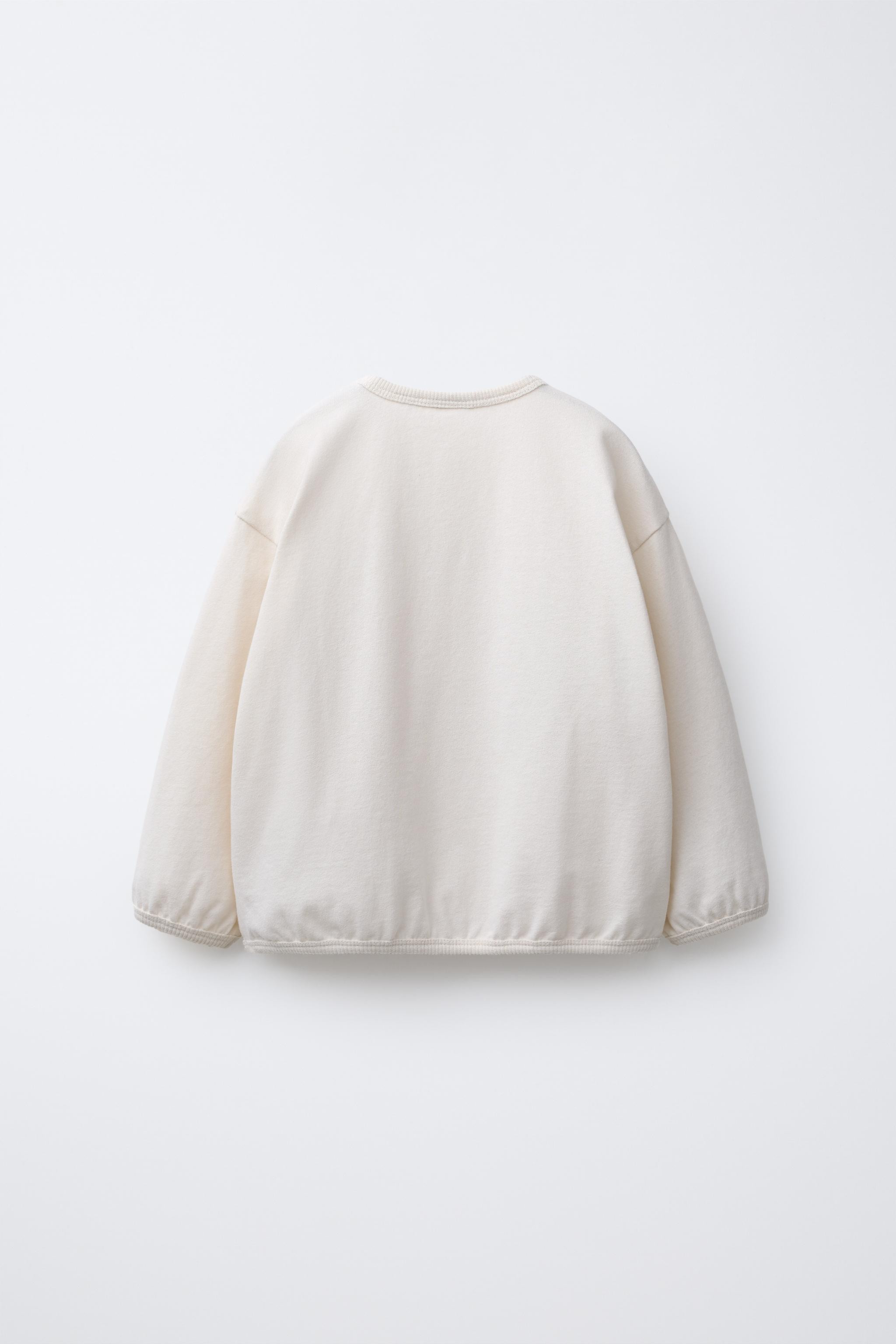 CONTRAST EMBROIDERY T-SHIRT | Zara US