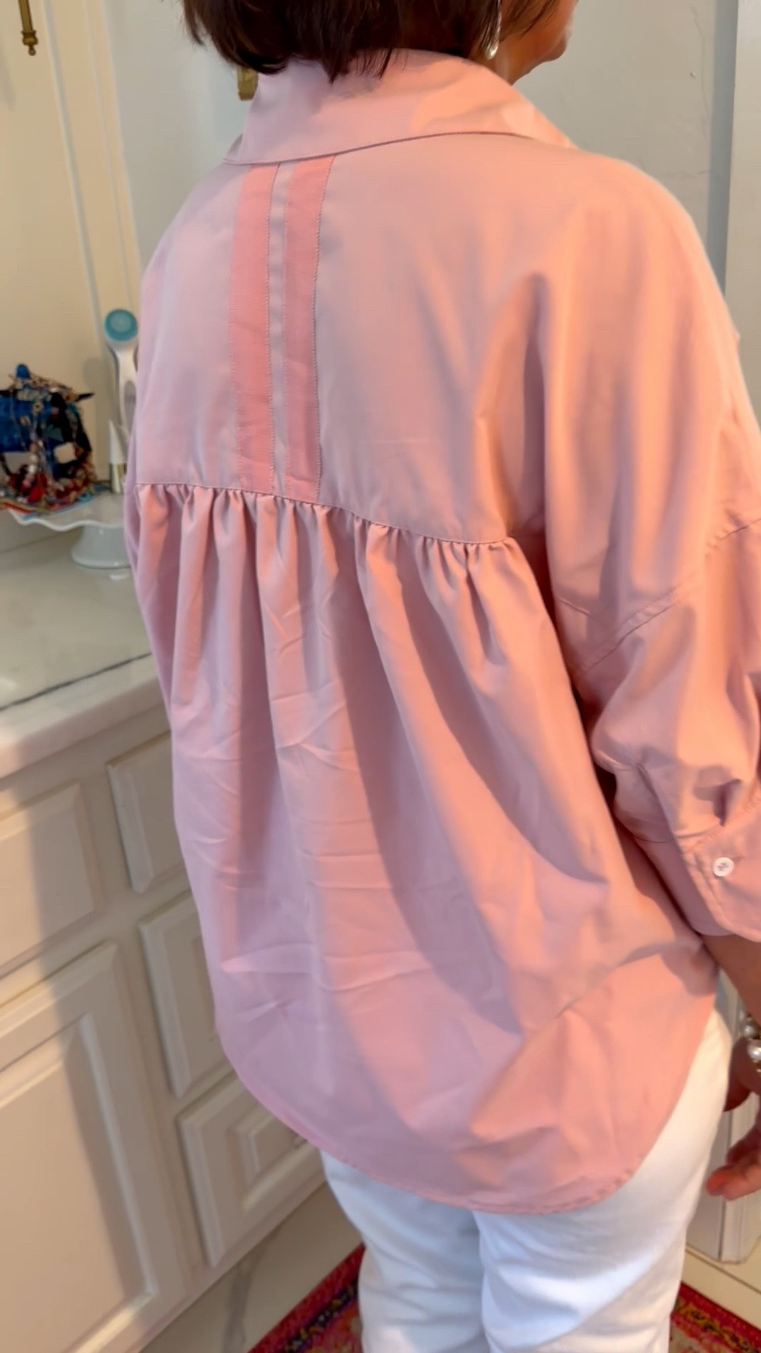 My mom just showed up in this darling top! 

#LTKgrwm #LTKmomlife #LTKootd