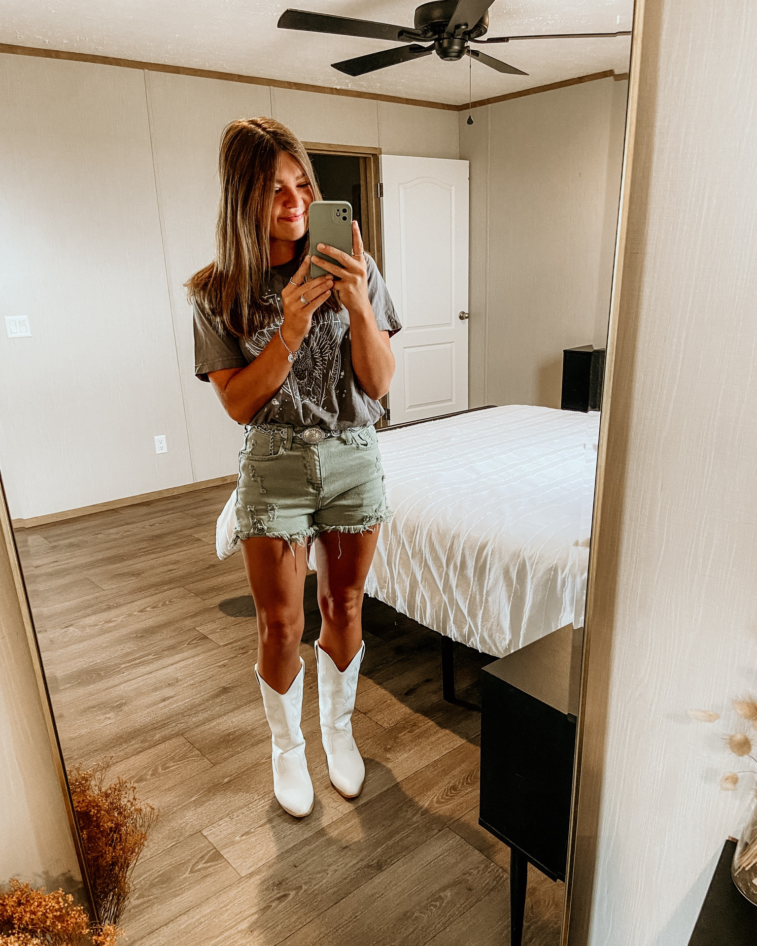 Rodeo outfit 

#LTKStyleTip #LTKFindsUnder100 #LTKShoeCrush