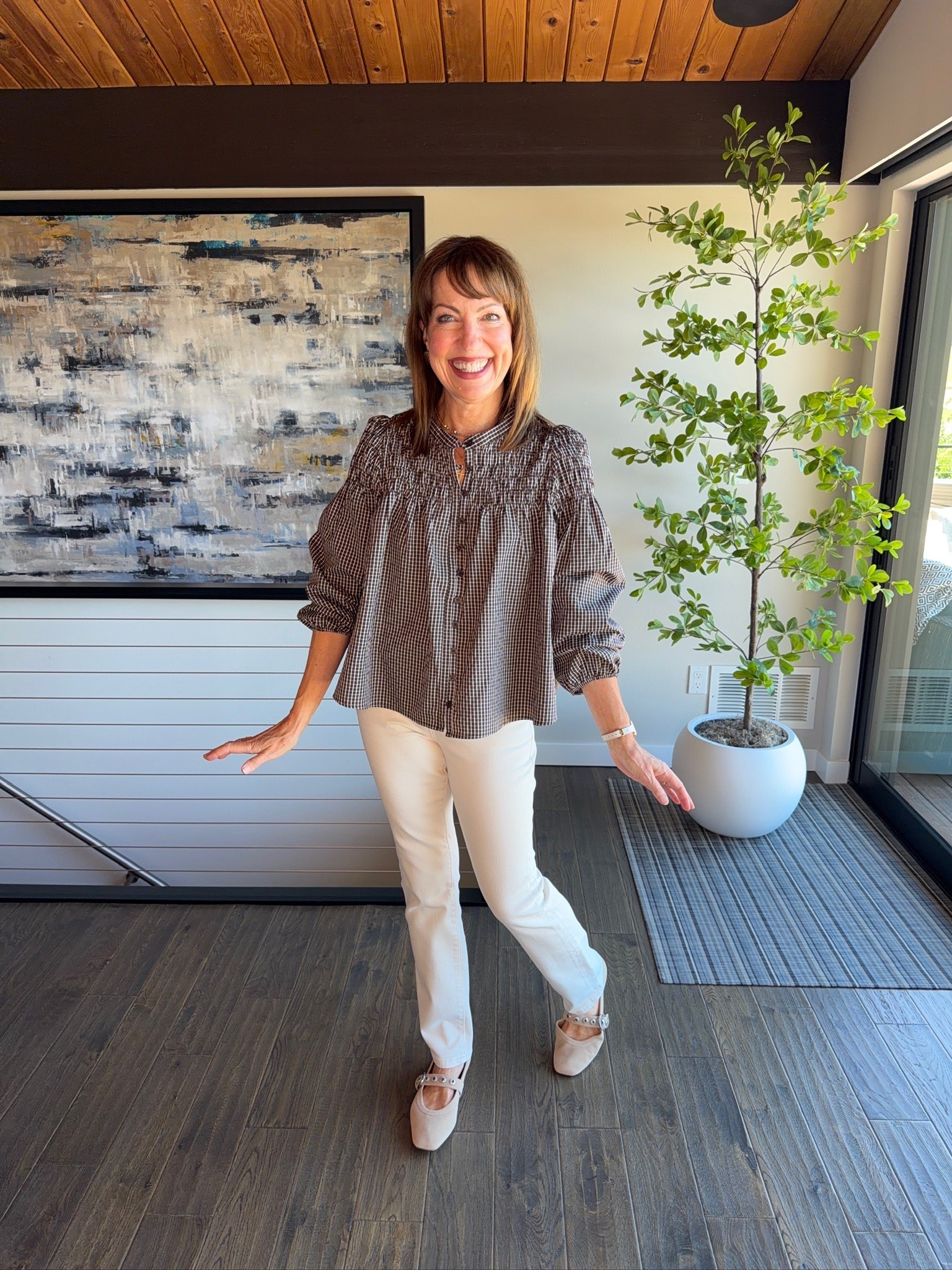 Such a cute gingham top from @Avara ! Perfect with white pants

#LTKgrwm #LTKSeasonal #LTKOver40