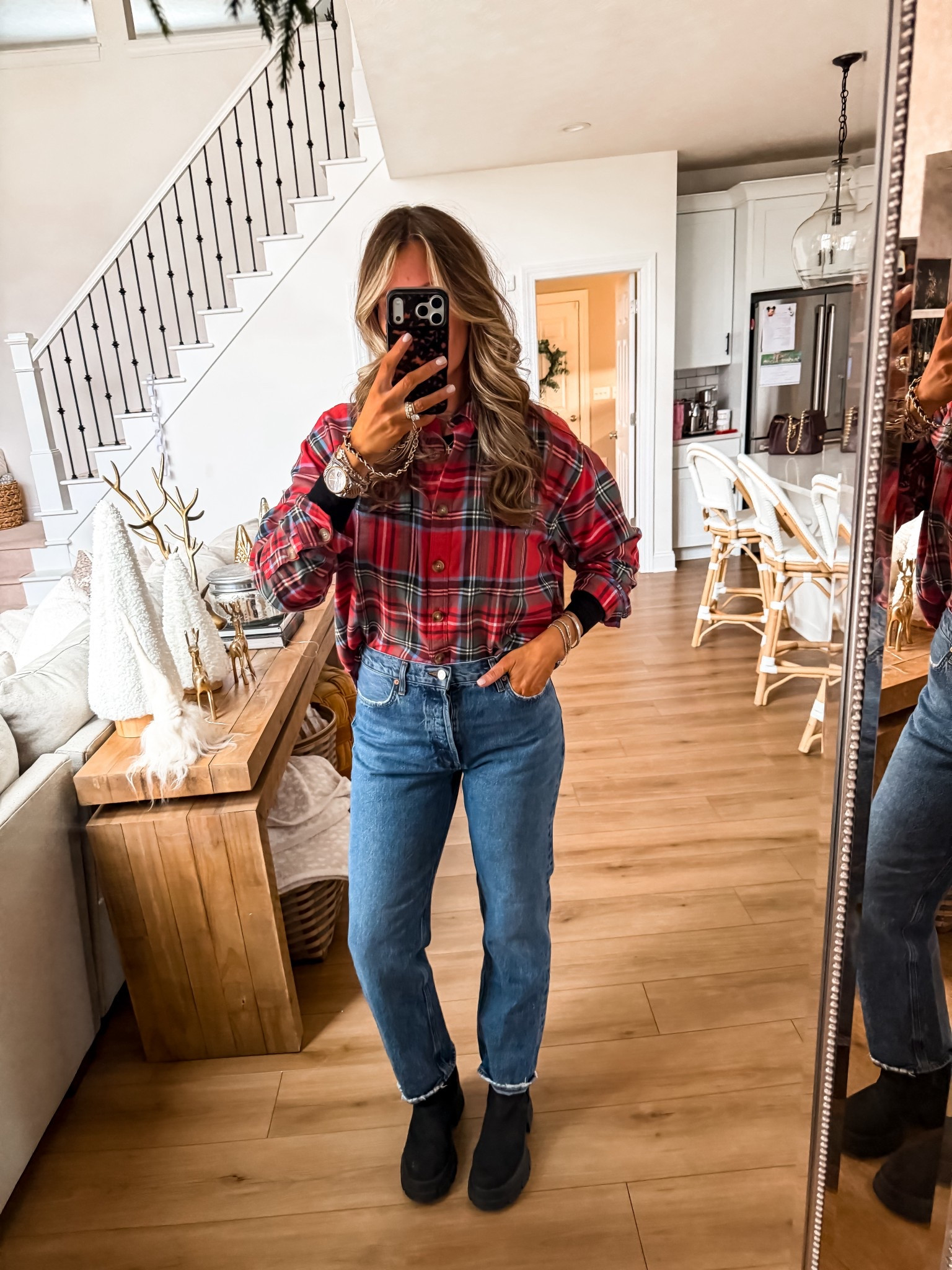 Today’s outfit 
Size small flannel 
Size 29 denim 
UGG run TTS 

#LTKHoliday #LTKmomlife #LTKdayinmylife