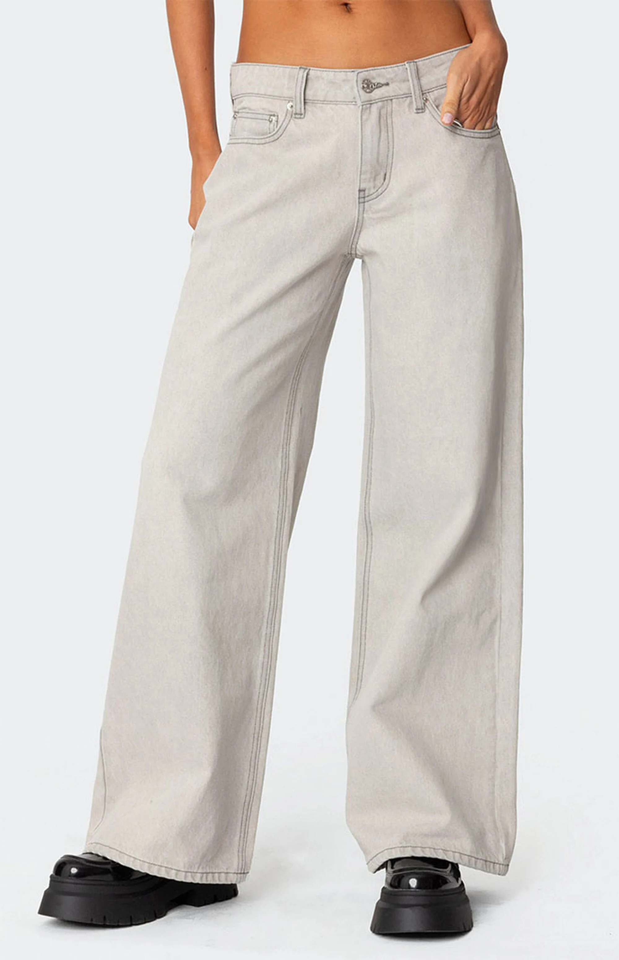 Edikted Casey Low Rise Boyfriend Jeans | PacSun