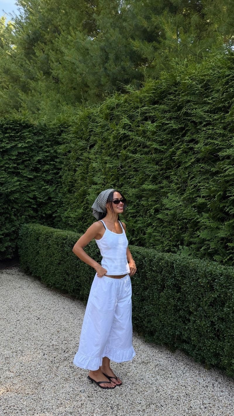 FWD sunnies, Monday swimwear headscarf, Shopbop white pants

#LTKdayinmylife #LTKgrwm #LTKootd