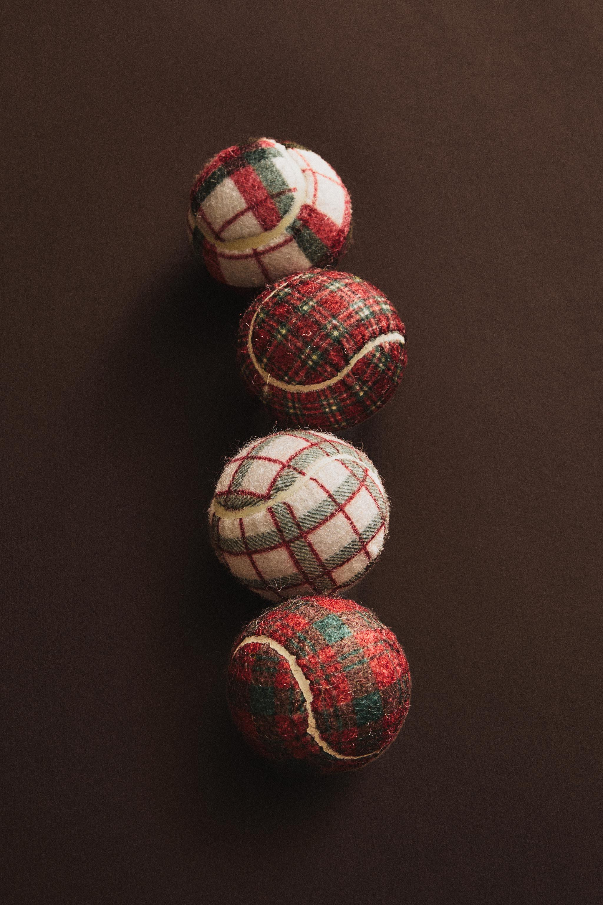 PACK OF CHRISTMAS PET BALL TOYS (PACK OF 4) | Zara UK