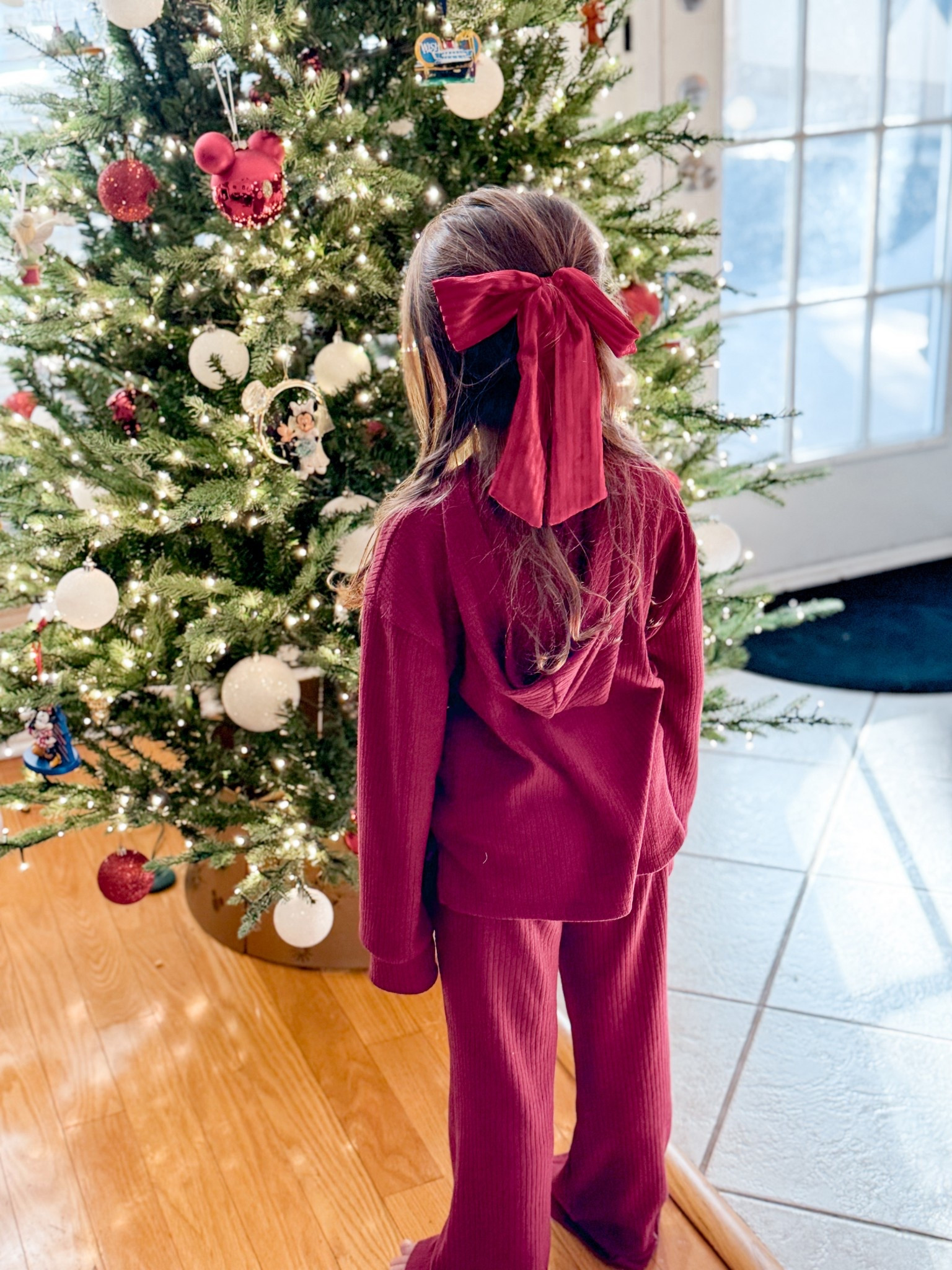 Christmas outfit for your little girl but make it cozy! Comes in lots of colors  

#LTKKids #LTKFindsUnder50 #LTKHoliday