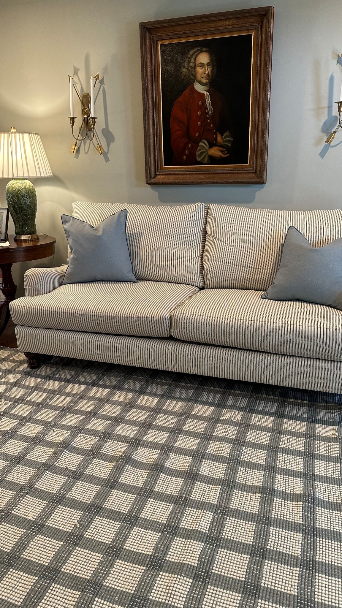 Different candle sconces and other wall decor ideas. I love to frame my artwork with sconces like wall brackets and candle sconces. 




#LTKHome