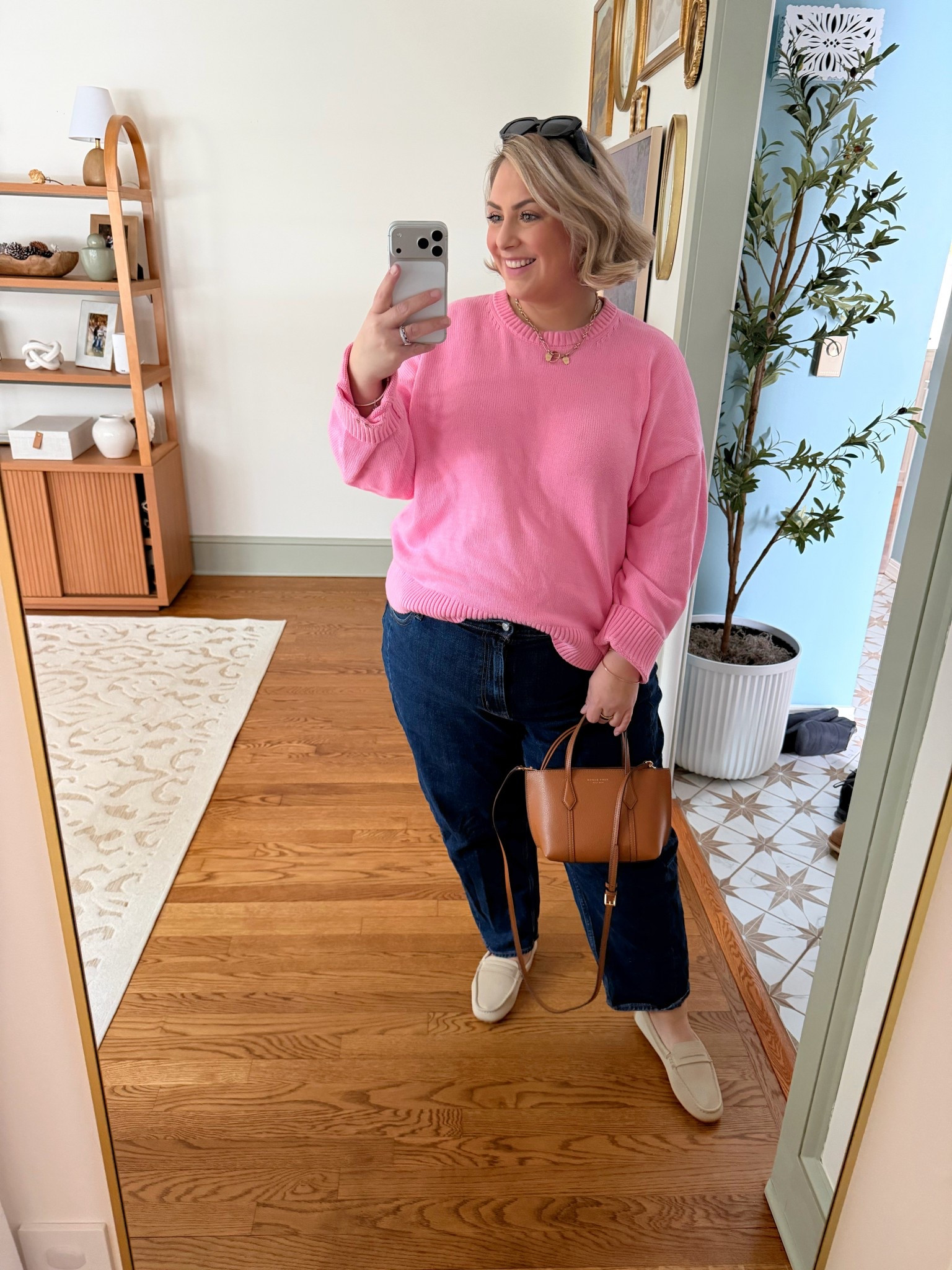 Today’s outfit all on sale🎉🩷 
Sweater XXL
Jeans 22


#LTKFindsUnder50 #LTKSaleAlert #LTKPlusSize