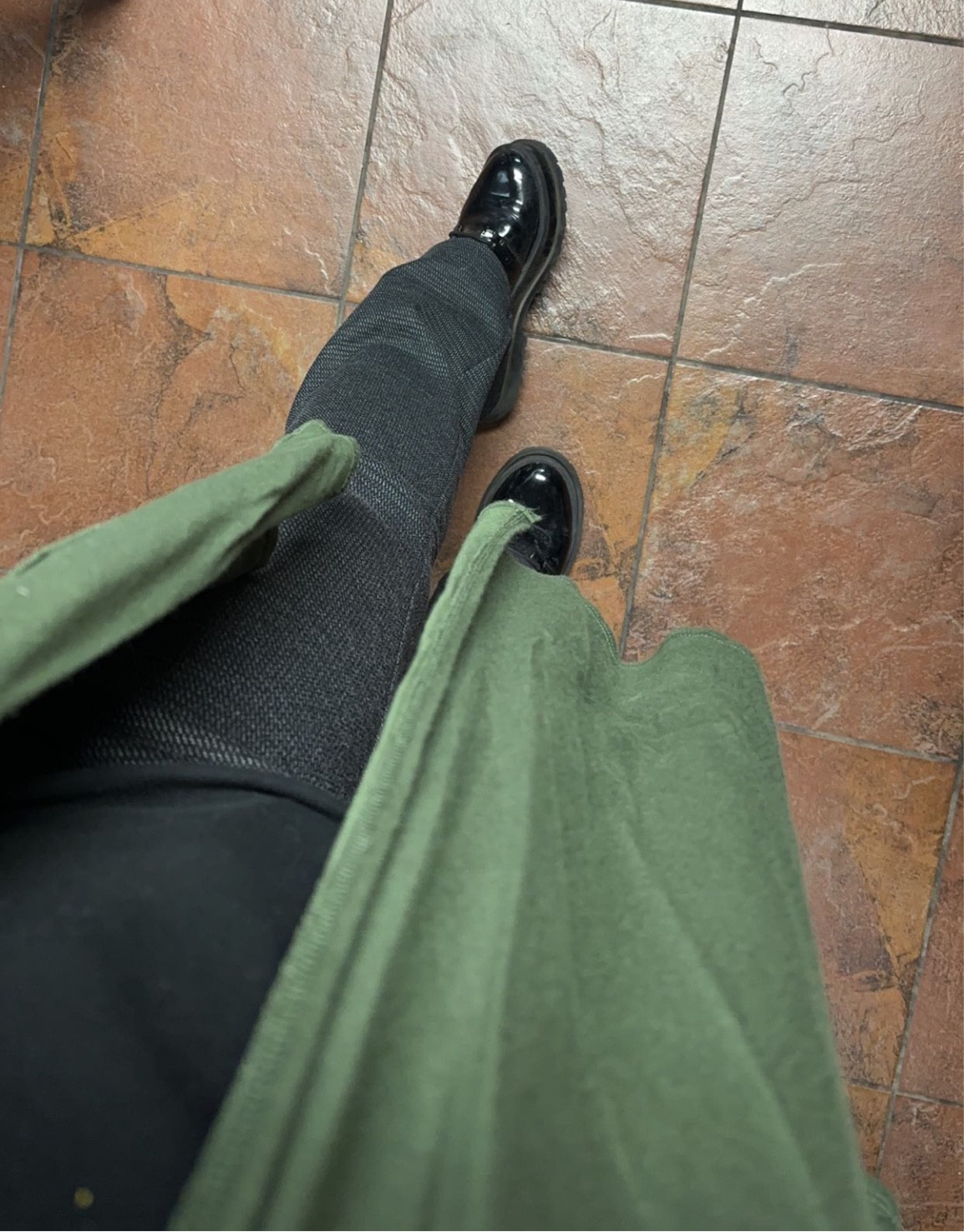 My absolute favorite boot cut pants at the moment!!! Perfect for fall weather vibes 🍁


#LTKshoecrush #LTKworkwear #LTKSeasonal