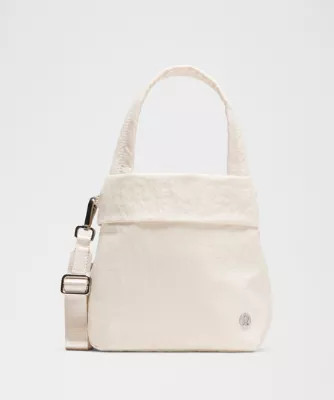On My Level Small Tote Bag 5L | lululemon (AU)