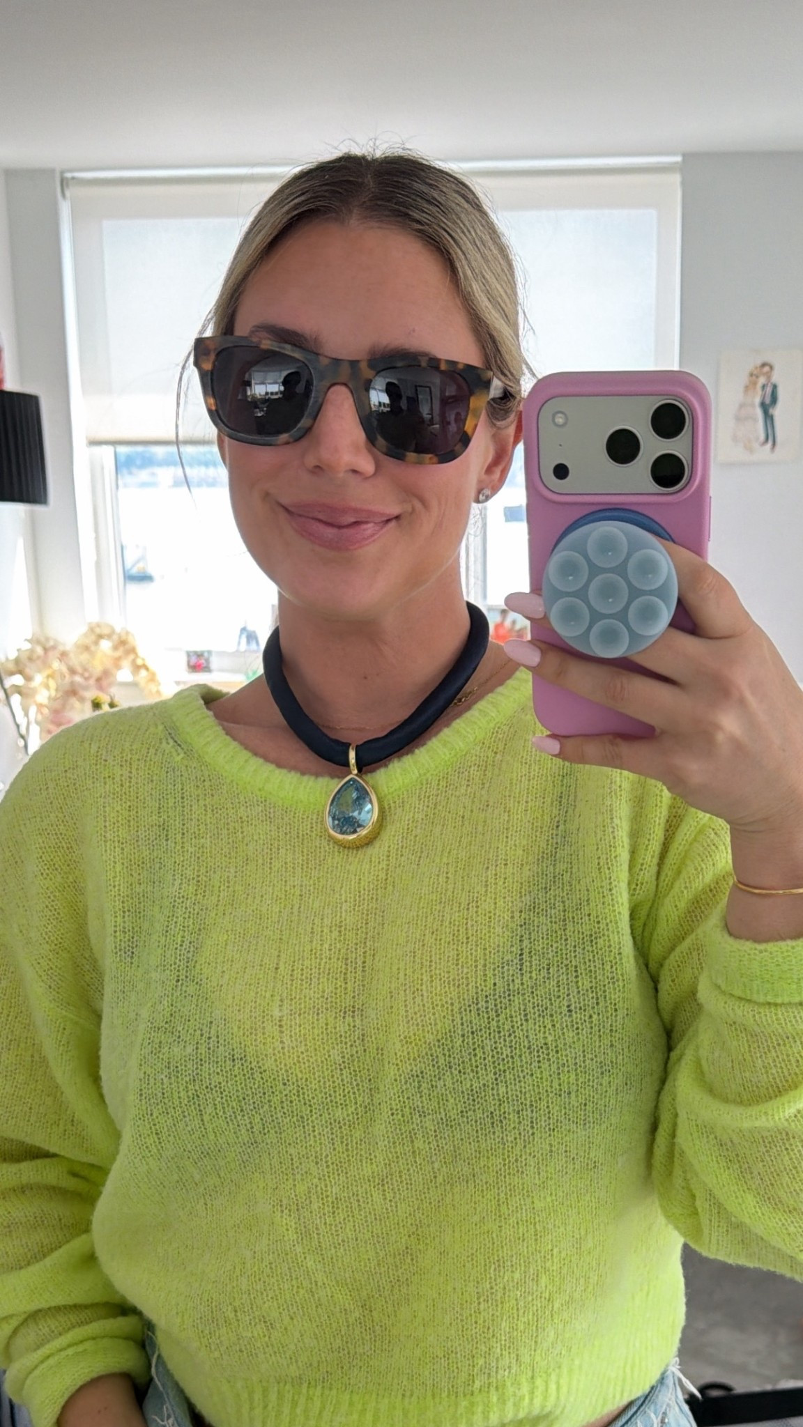 Necklace, obsessed!

#LTKSeasonal #LTKOver40 #LTKmomlife