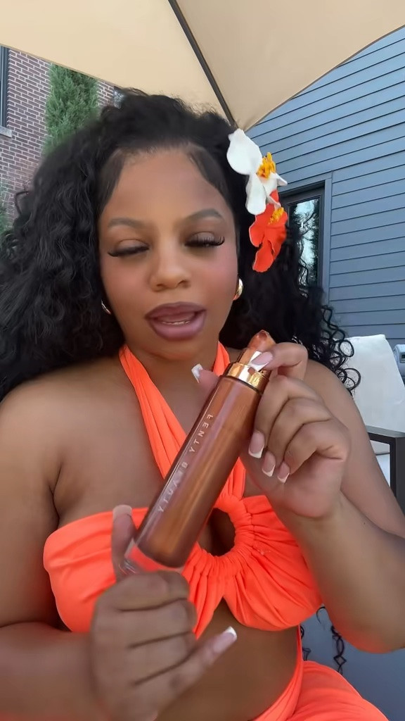 Fenty beauty body lava has me tan and glowing! My absolute must have for summer beach vacation. I’ve had it over a year so it is long lasting for the price

#LTKselfcare #LTKBeauty #LTKgrwm