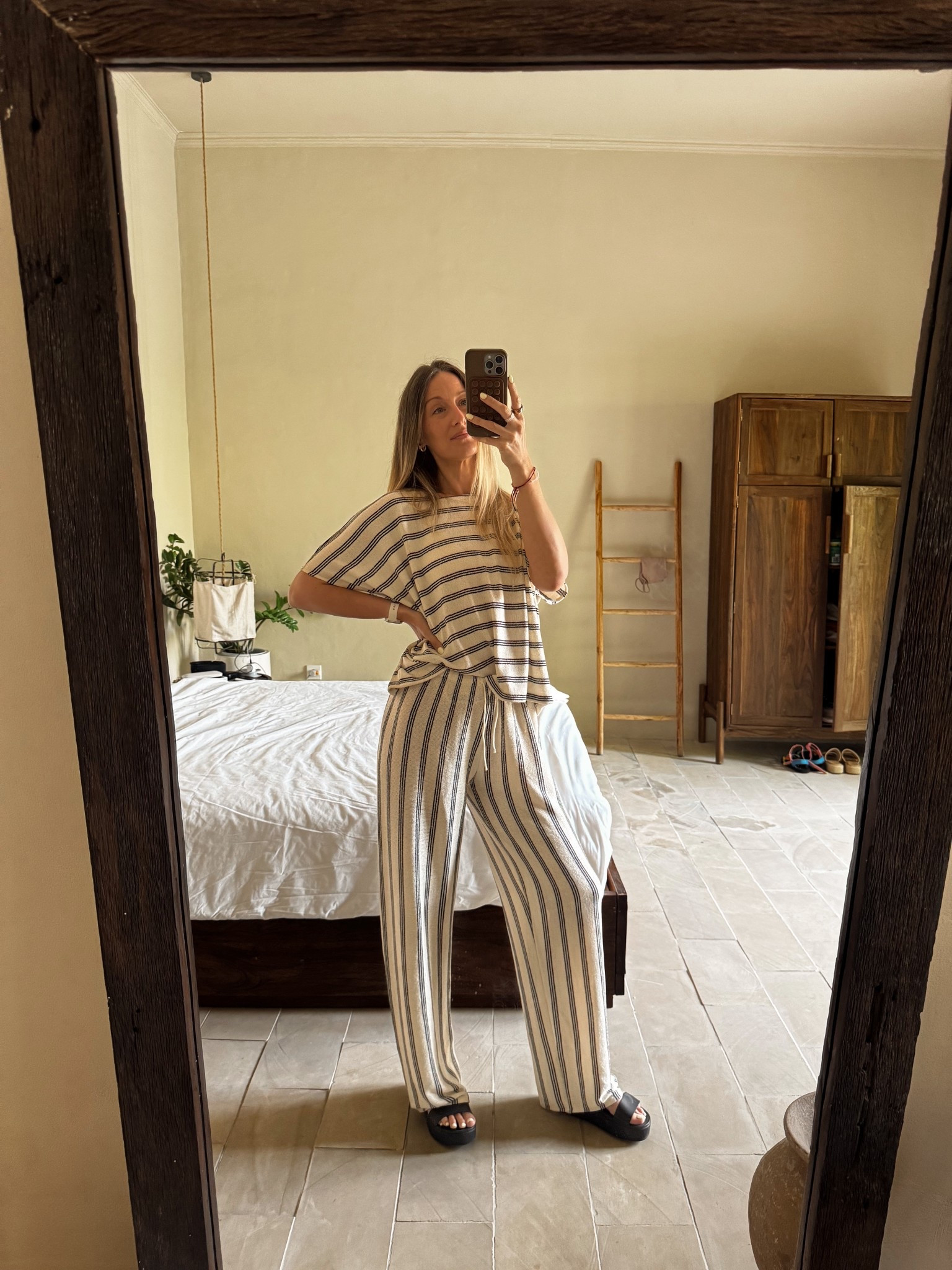 Top and bottom are Zara (top is L | bottoms are XS) - I’m 5’8"


#LTKOver40 #LTKShoeCrush #LTKTravel