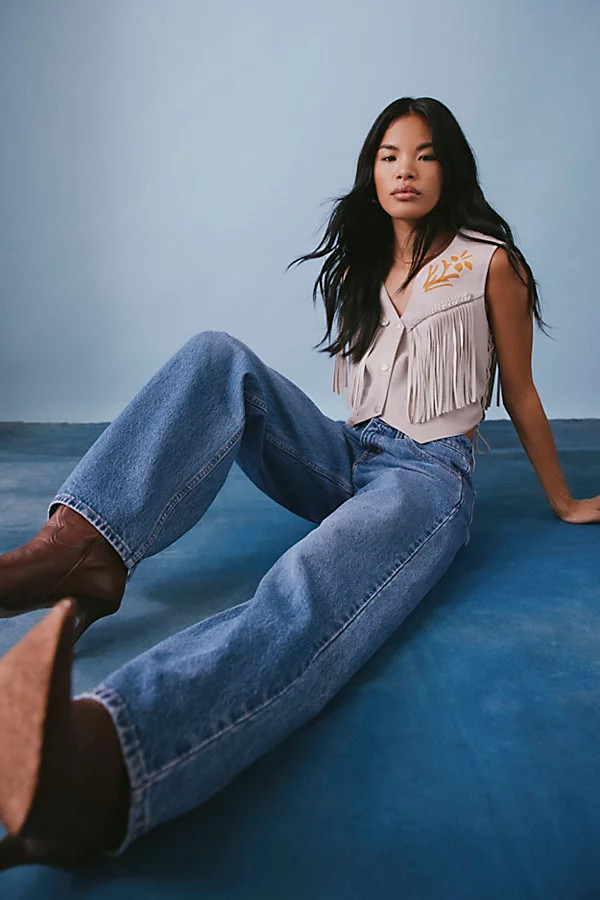 Levi's Low Loose Jean in Living The Good Life, Women's at Urban Outfitters | Urban Outfitters (US and RoW)