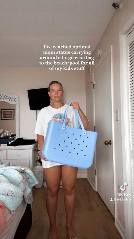 Beach bag for the summer 🏝️🌊☀️

#LTKFind #LTKfamily #LTKitbag