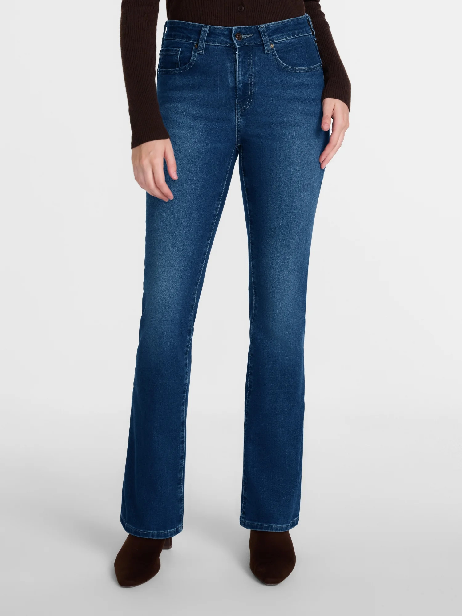 Scenario Women's Mid Rise Bootcut Jeans, Sizes 0-20, 0S-20S, 4L-14L - Walmart.com | Walmart (US)
