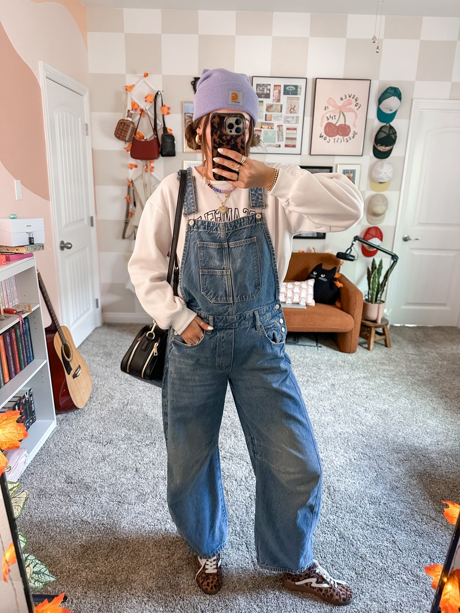 Fall ootd sizing: barrel jean overalls: small tall, sweatshirt: medium, shoe 6.5

#LTKFindsUnder100 #LTKFindsUnder50