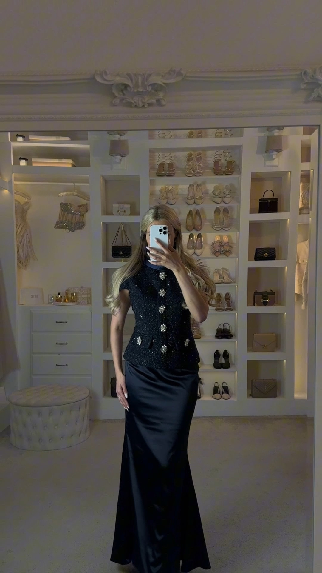 Valentines date night outfit with the beautiful Pandora X
Bridgerton bow jewelry 🎀🦢🦋🪞
in love 🤍 Set I am wearing is from Sierra Darien ✨
#LTKvideo #Datenight #valentinesoutfit #pandora #bridgerton #PandoraxBridgerton #signaturescent
#Bridgertonfragrance
#jewelry

#LTKdeutschland #LTKdatenight