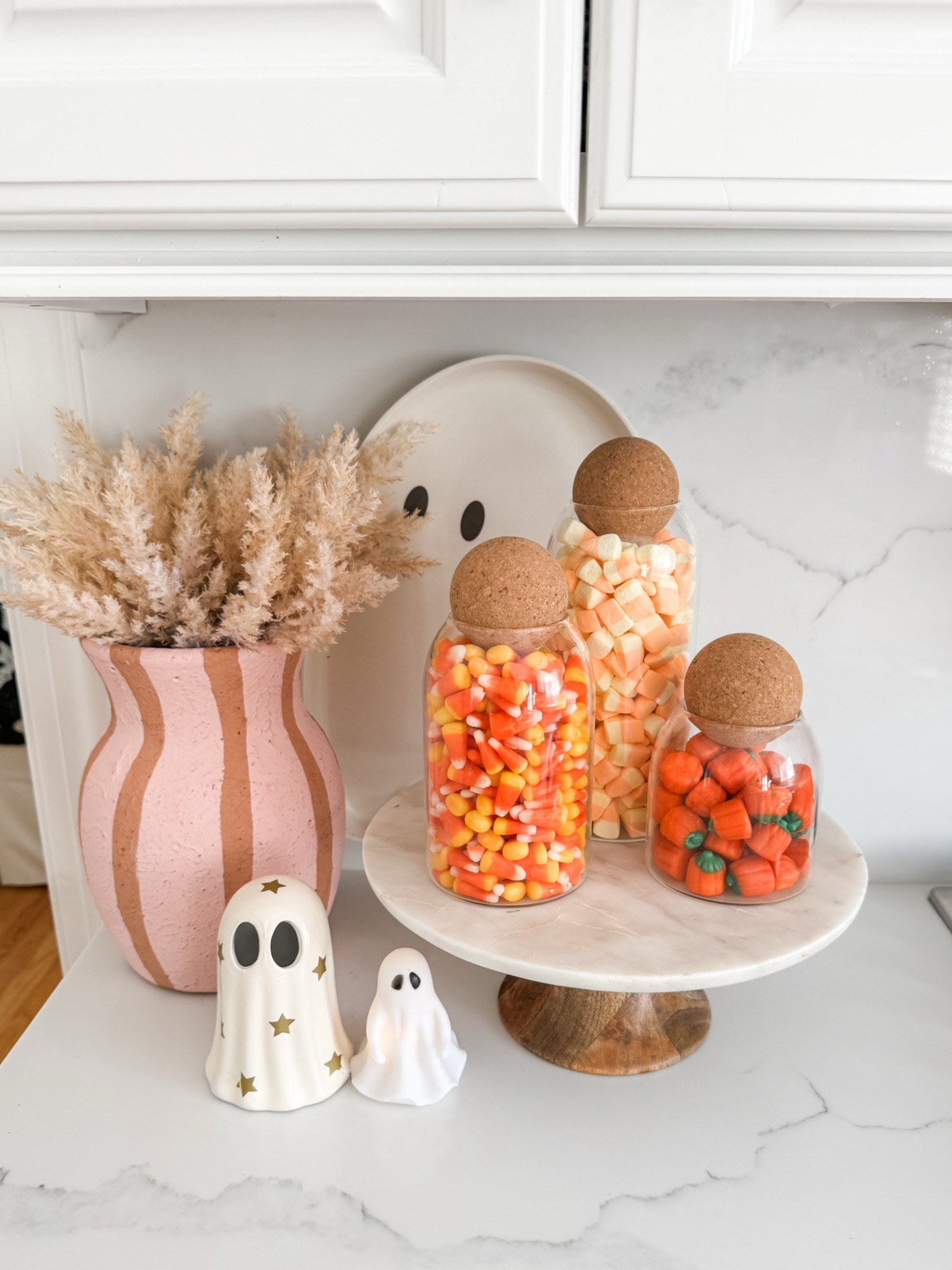 Fall/Halloween Kitchen Corner 

#LTKSeasonal #LTKFallSale #LTKHome